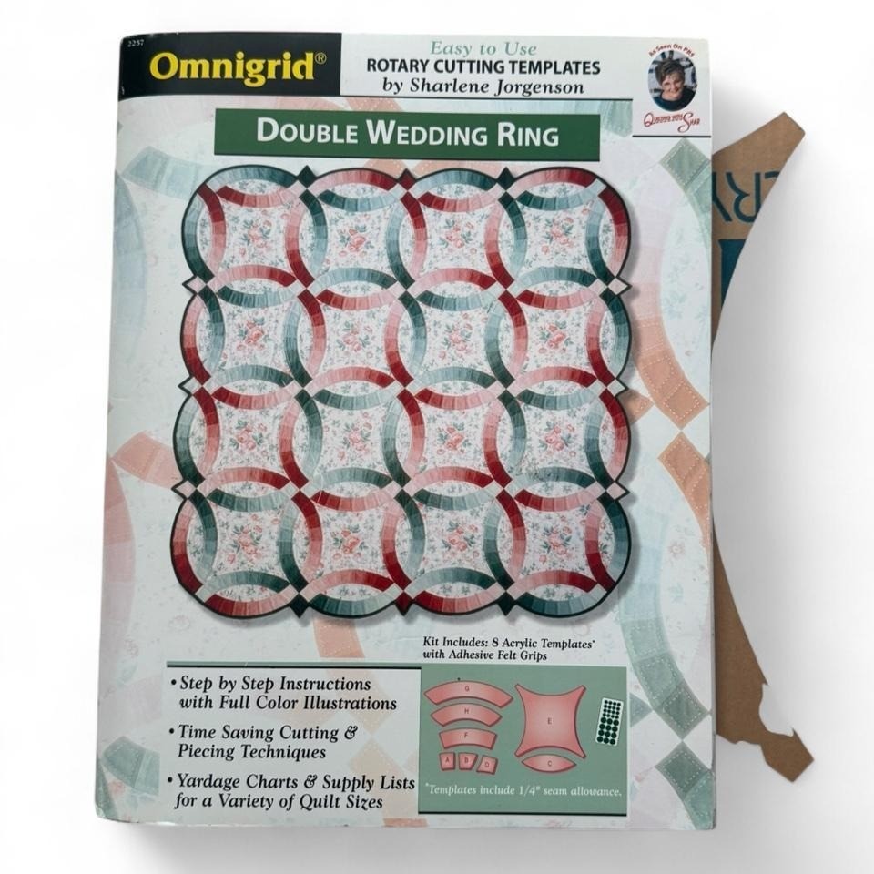 Omnigrid Double Wedding Ring quilt instruction book and Acrylic template kit