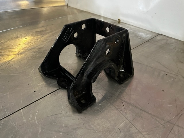PETERBILT 01-47609 GUSSETT - CROSSMEMBER