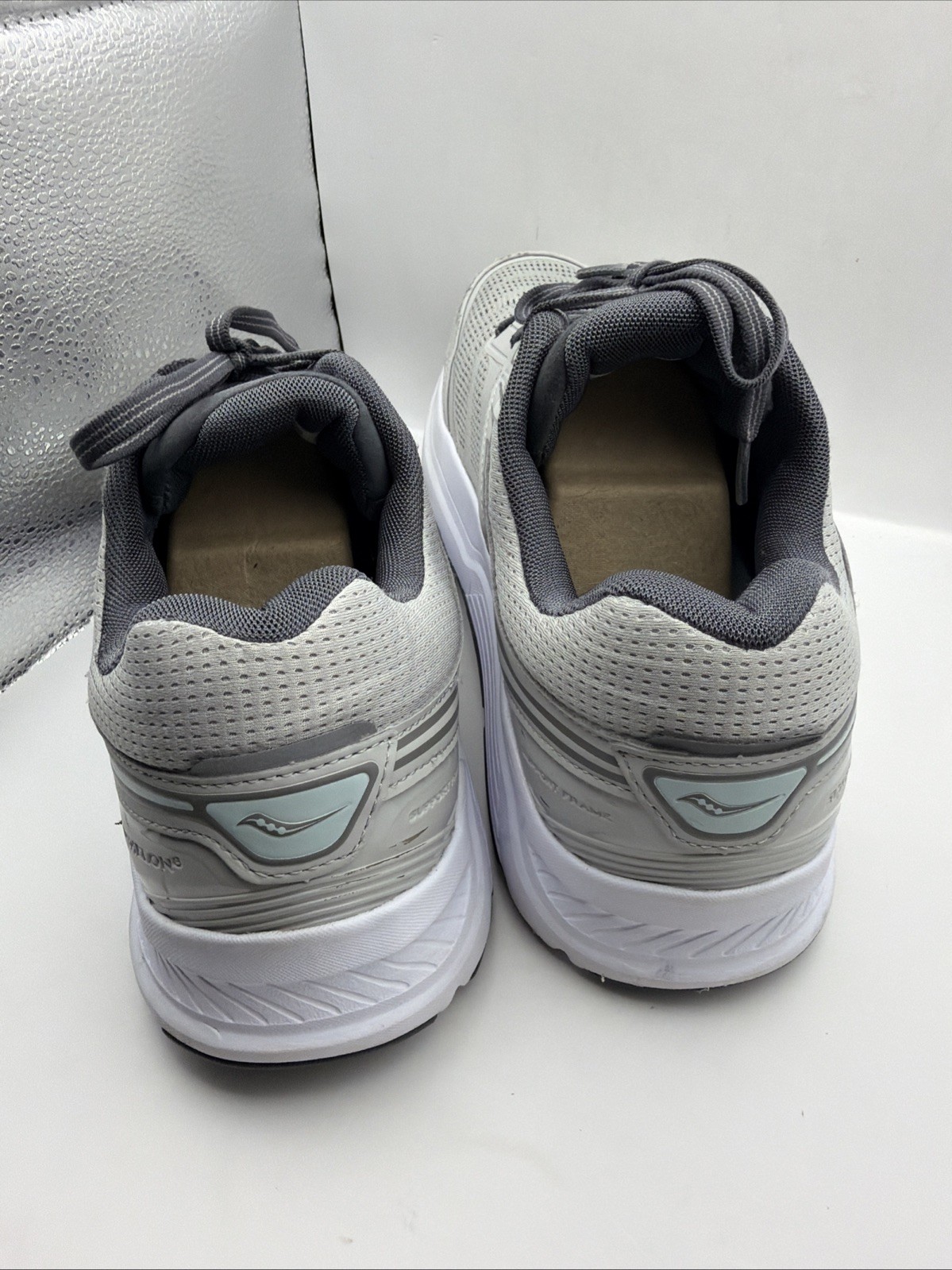 Saucony Echelon 8 Gray Womens PWRRUN Sneakers Womens Size 10w US