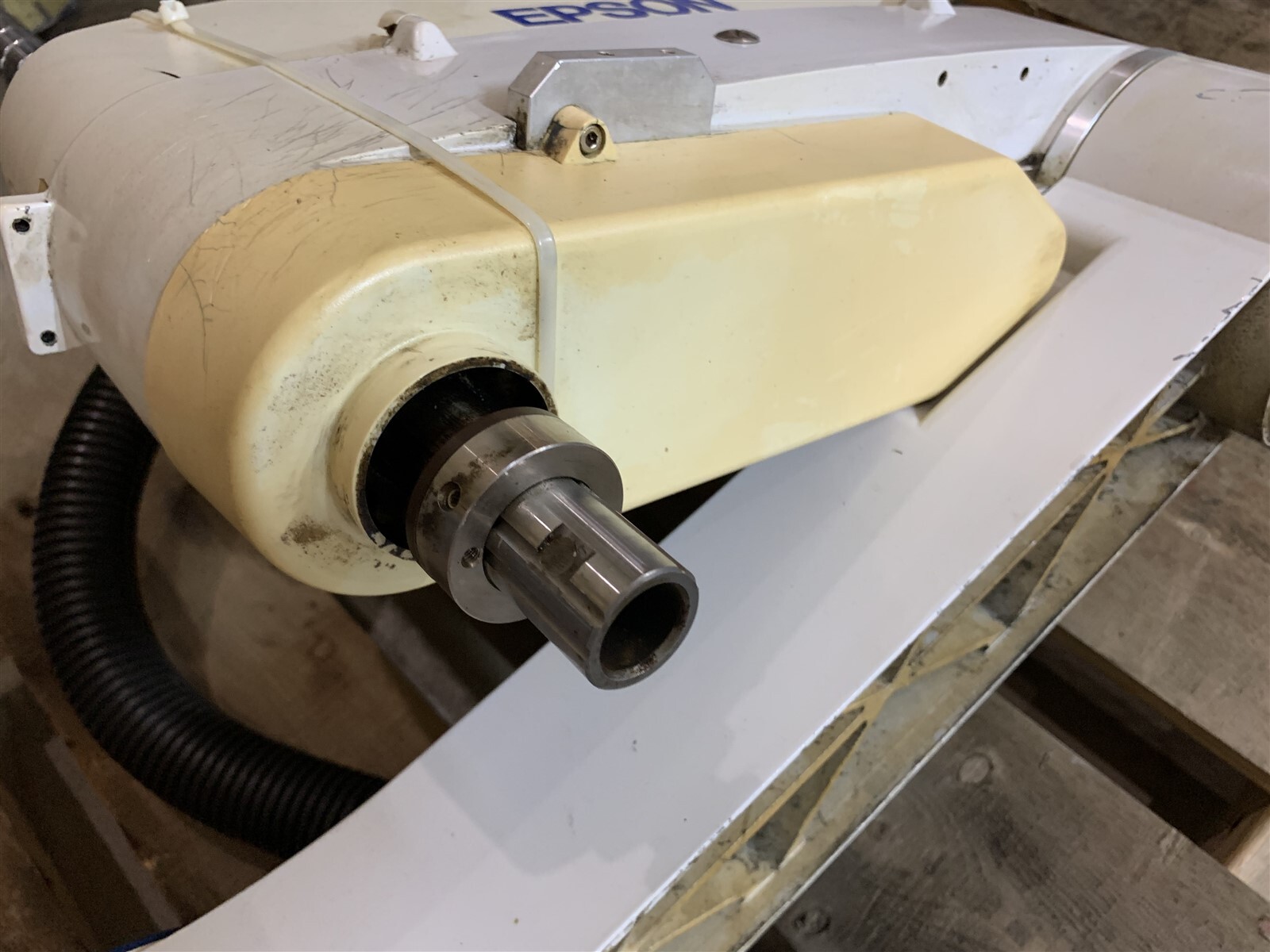 USED Seiko Epson Scara Robot E2H853S-UL Robot Arm #1
