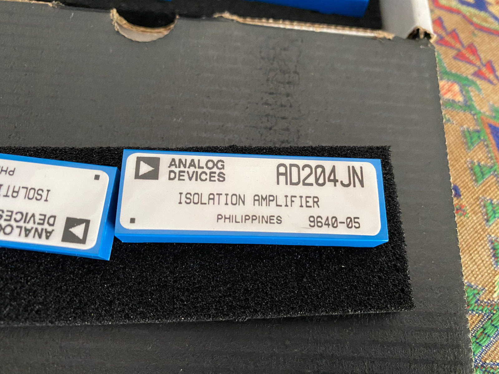 One Analog Devices Isolation Amplifier AD204JN new, old stock