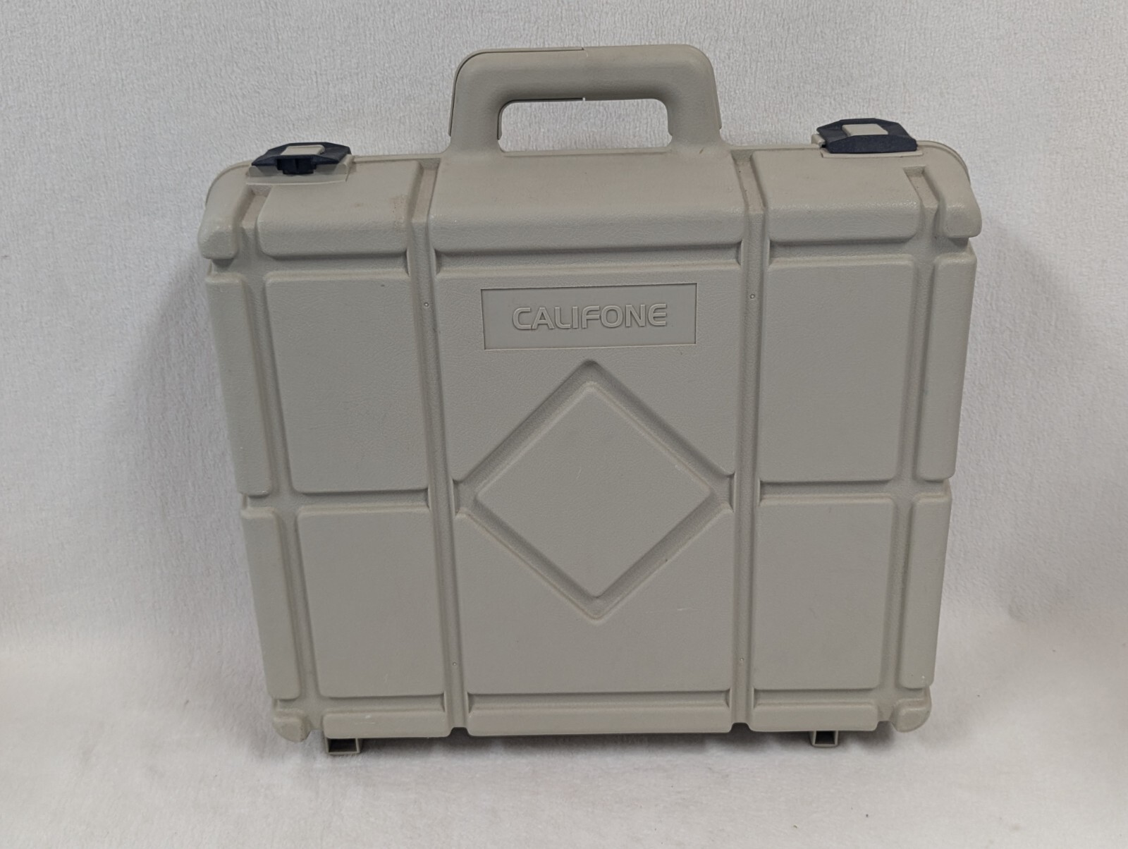 Califone Travel Hard Shell Case ~ Approx 19" X 19" X 7 ~ Empty