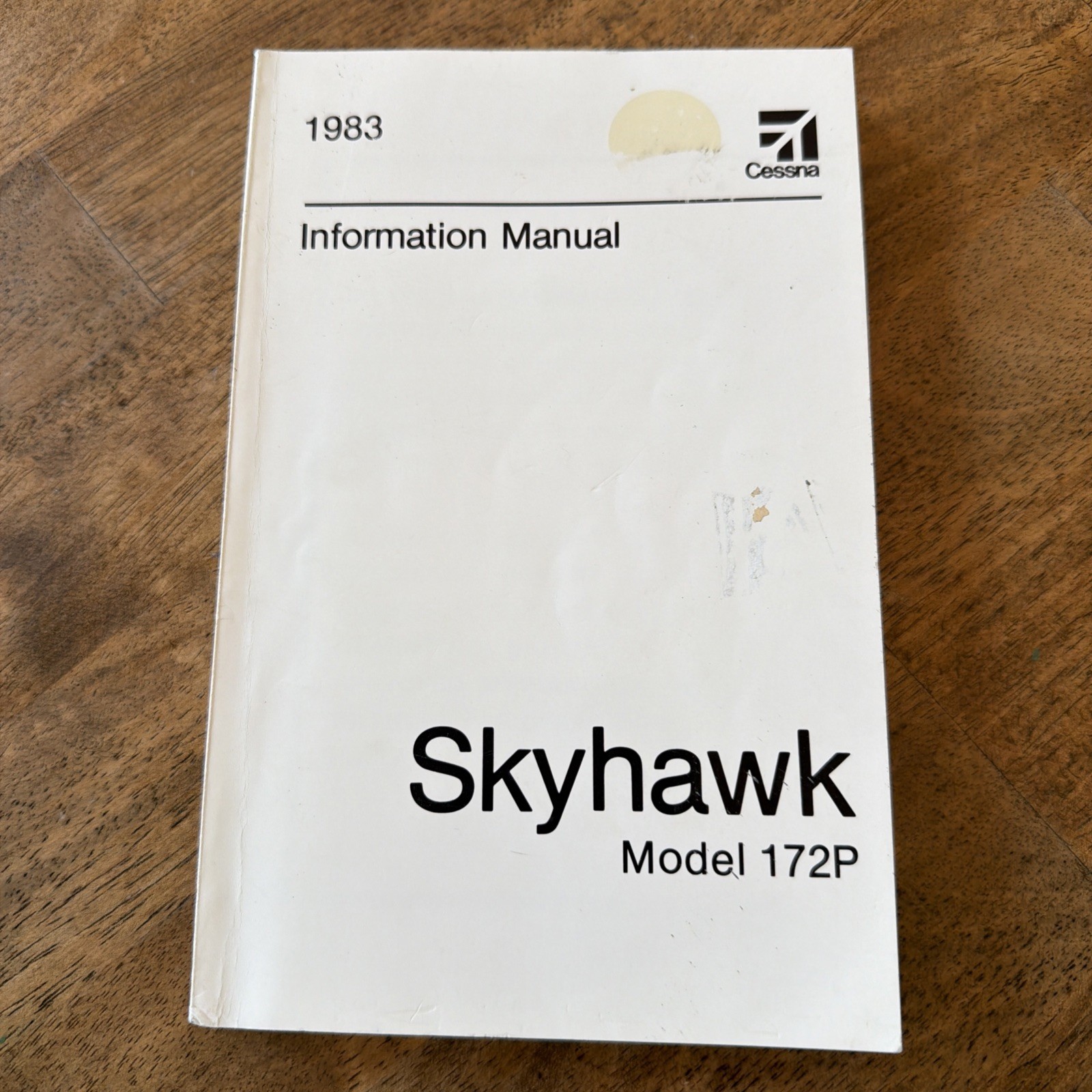 1983 Cessna Skyhawk  Model 172P Information Manual - ONE OWNER / SAME DAY SHIP