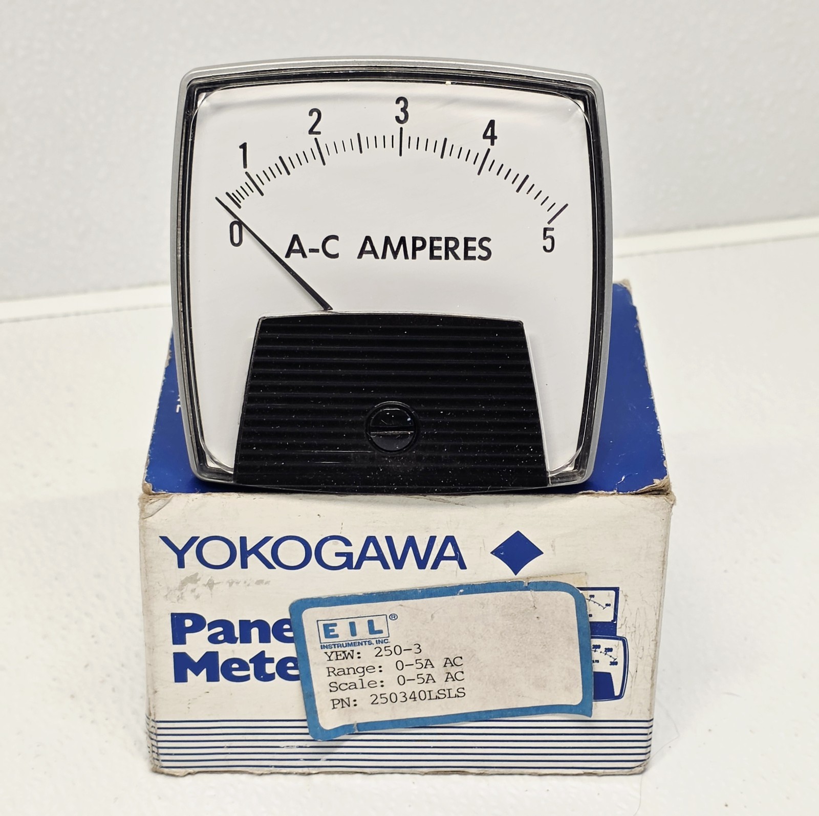 YOKOGAWA 250340-LSLS AC Amperes Panel Meter Scaled 0-5 250340LSLS 0-5A AC *NOS*