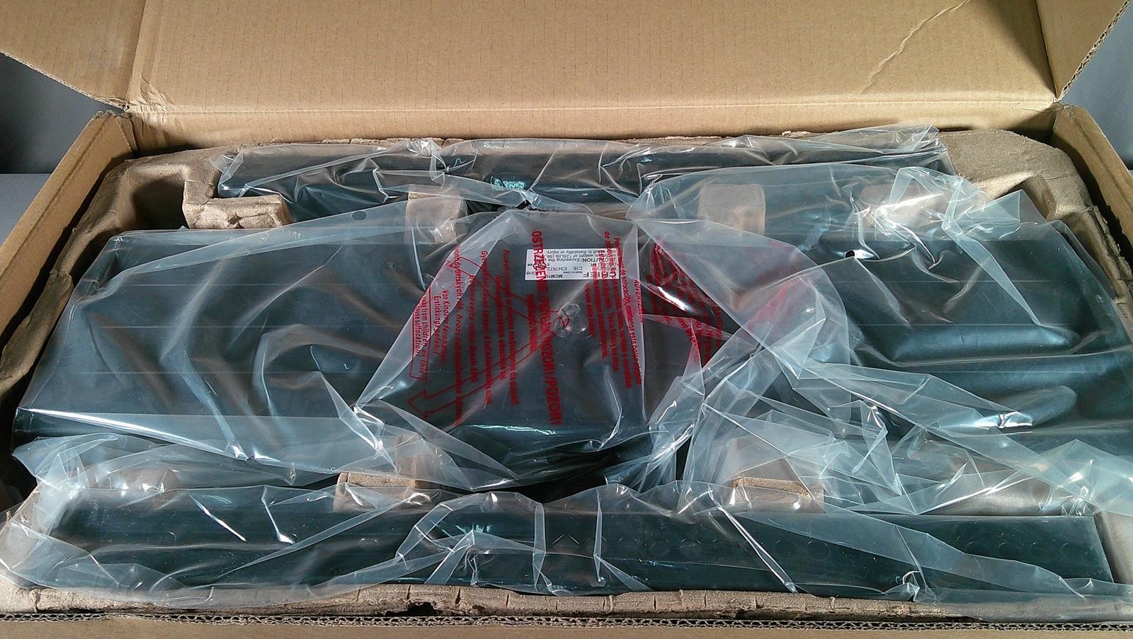 Chief FUSION Medium Flat Panel Ceiling Mount MCM1U ***NEW OPEN BOX***