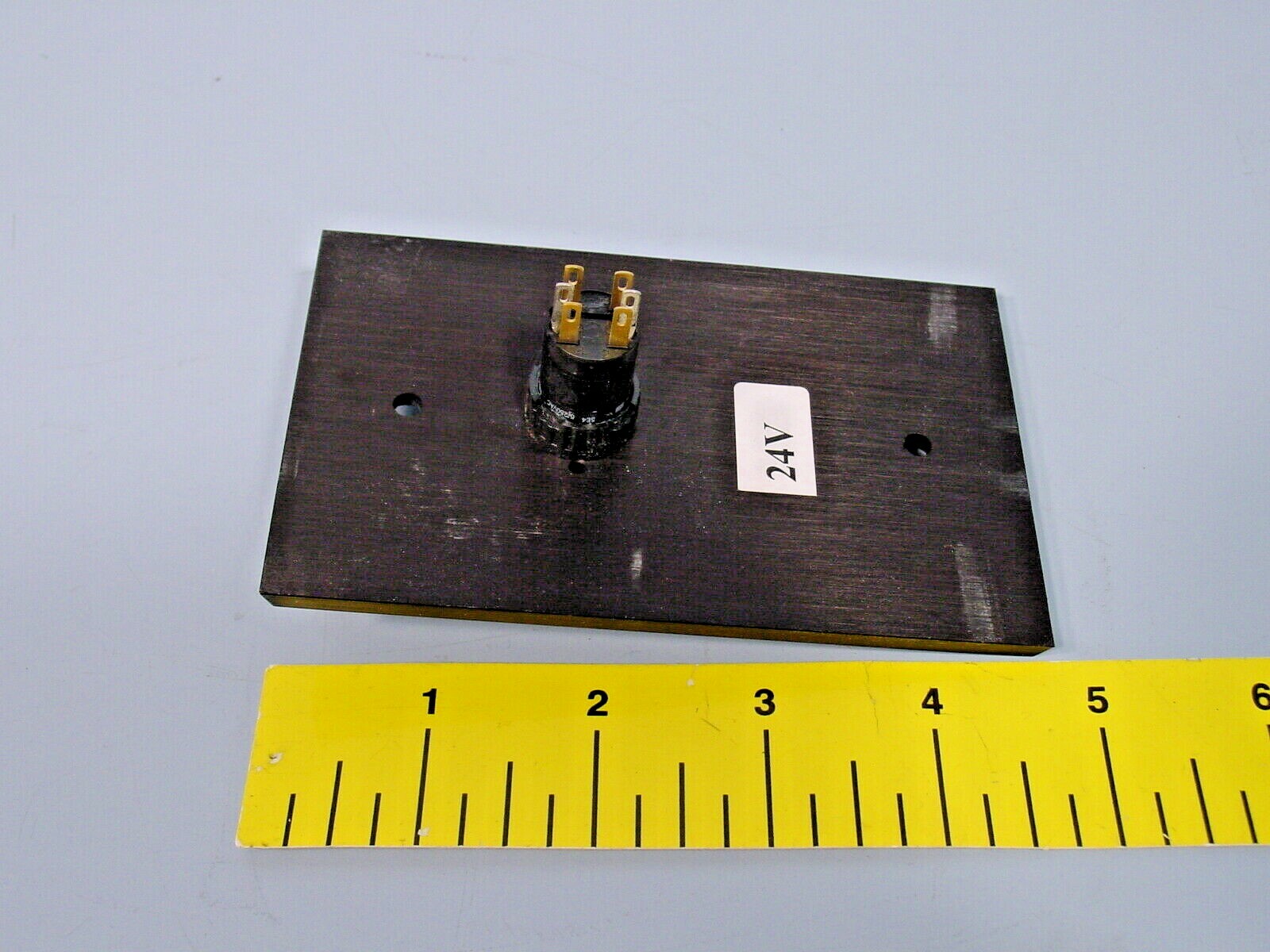 *RCI 970-MO-24x40 Tamper-Resistant Illuminated Exit Button