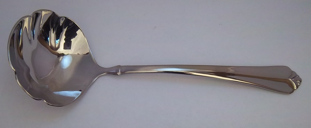 Oneida Julliard Serving Ladle