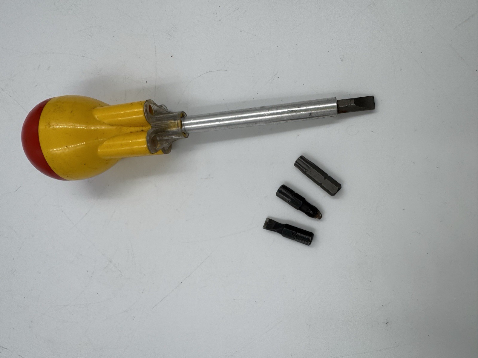 Screwball Ratchet Driver with 4 End Attachments Used
