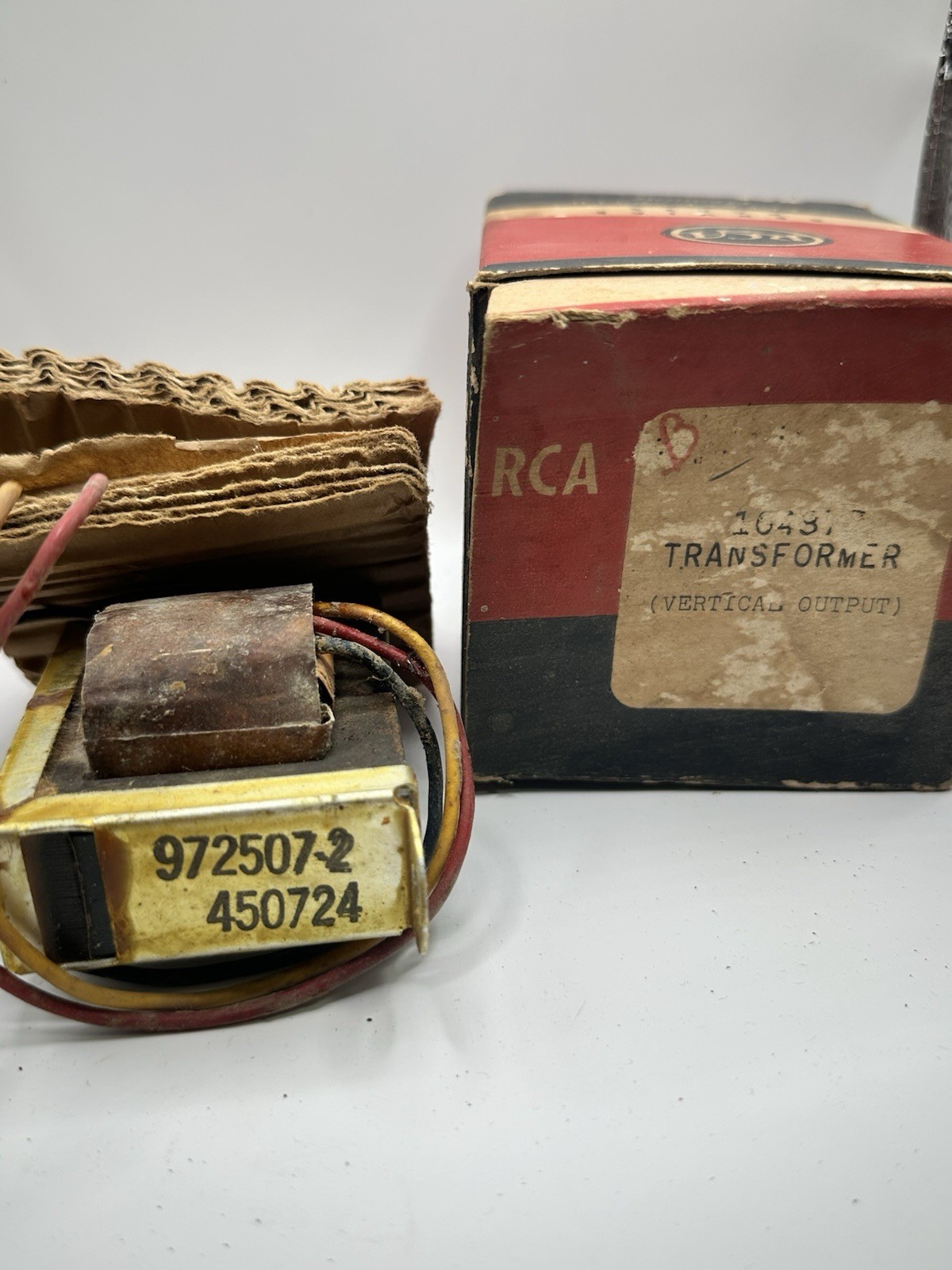 NOS RCA 104877 Vertical Oscil Transformer for vintage tube TV