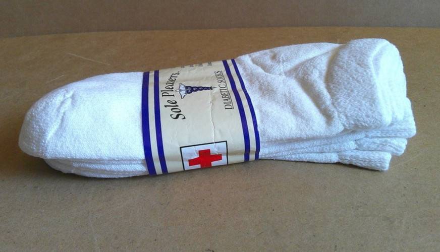 SOLE PLEASERS WHITE Diabetic Ankle Socks  3-pack Size 9-11 New