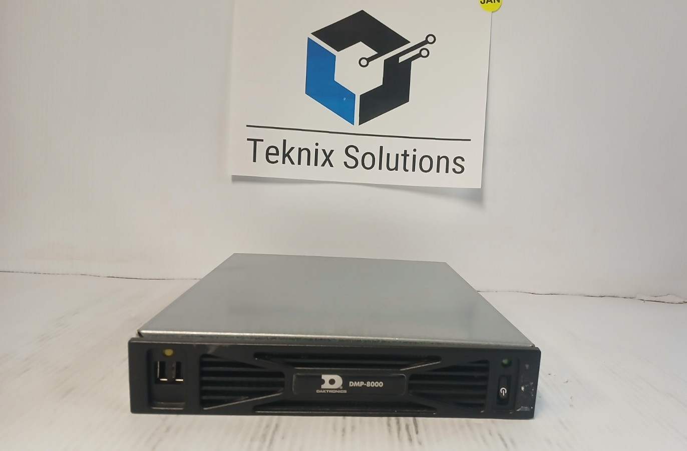 DakTronics DMP-8000 w Intel i5-5300U @2.30GHz 16GB RAM