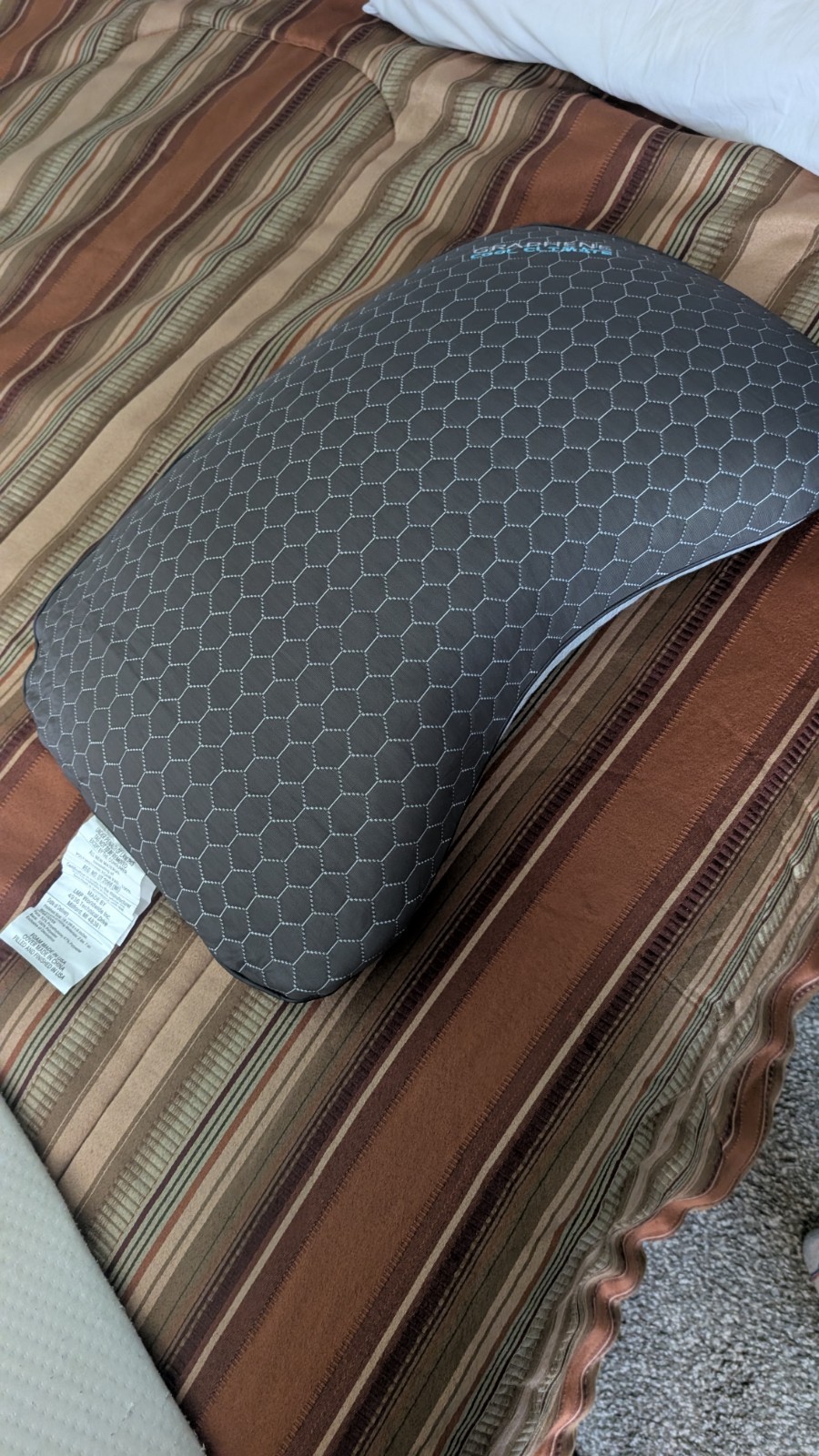 Zephyr 2.0 Graphene Curve Pillow