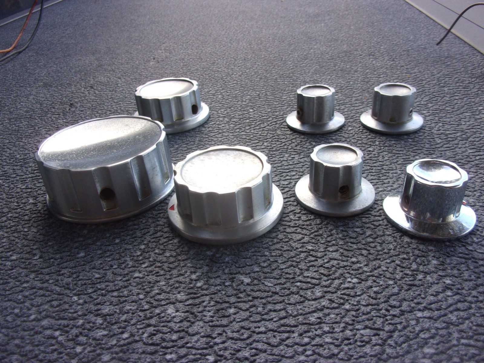 Heathkit TX-1 Apache HAM RADIO knobs