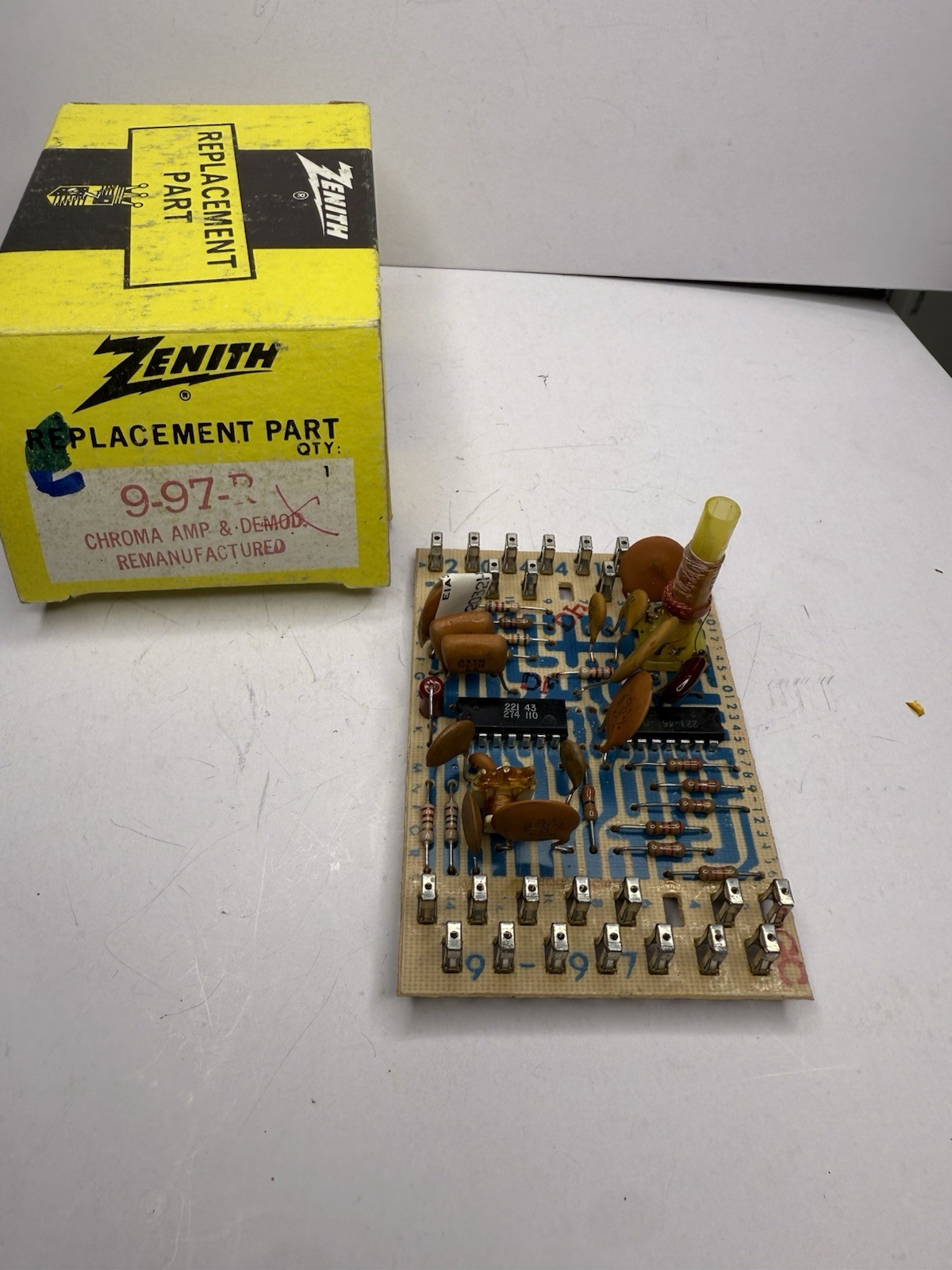 Zenith 9-97-R Chroma Amp & Demodulator Circuit Board Assembly Vintage OEM