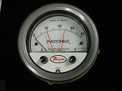 Dwyer 3080 C Photohelic Pressure Gauge