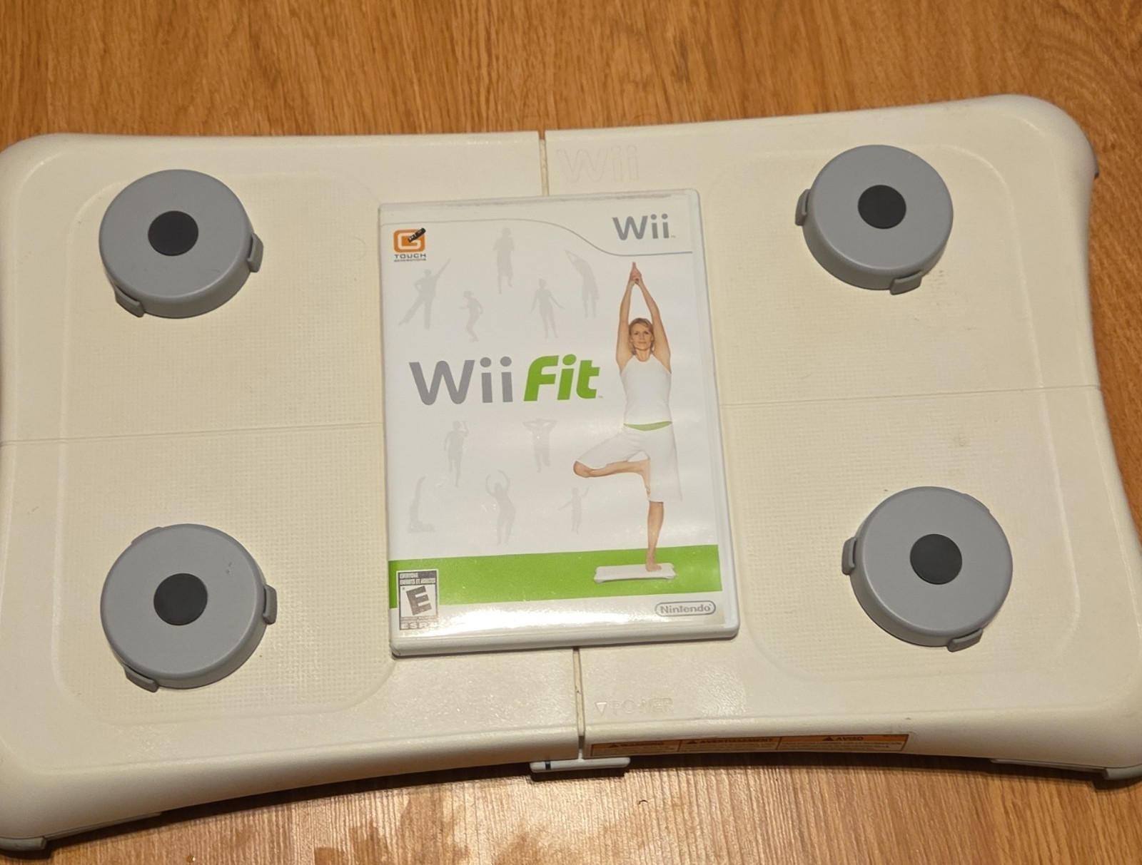 Nintendo Wii Fit Game & Wii Balance Board RVL-021 NTSC-U/C Bundle