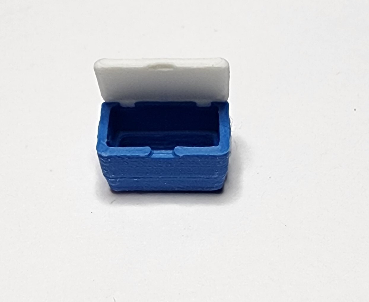 1/64 3D Printed Blue 52 Quart Cooler Lid Open