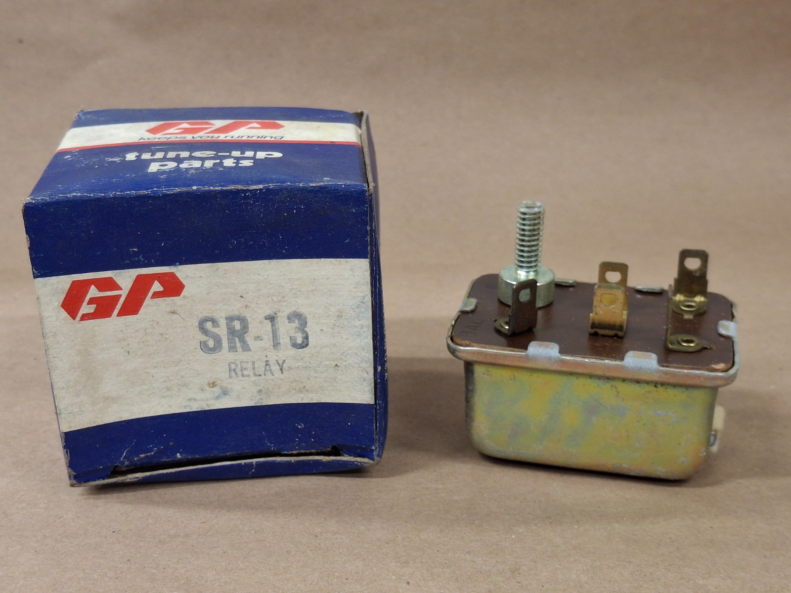 GP Guaranteed Parts SR-13 Relay NOS NEW