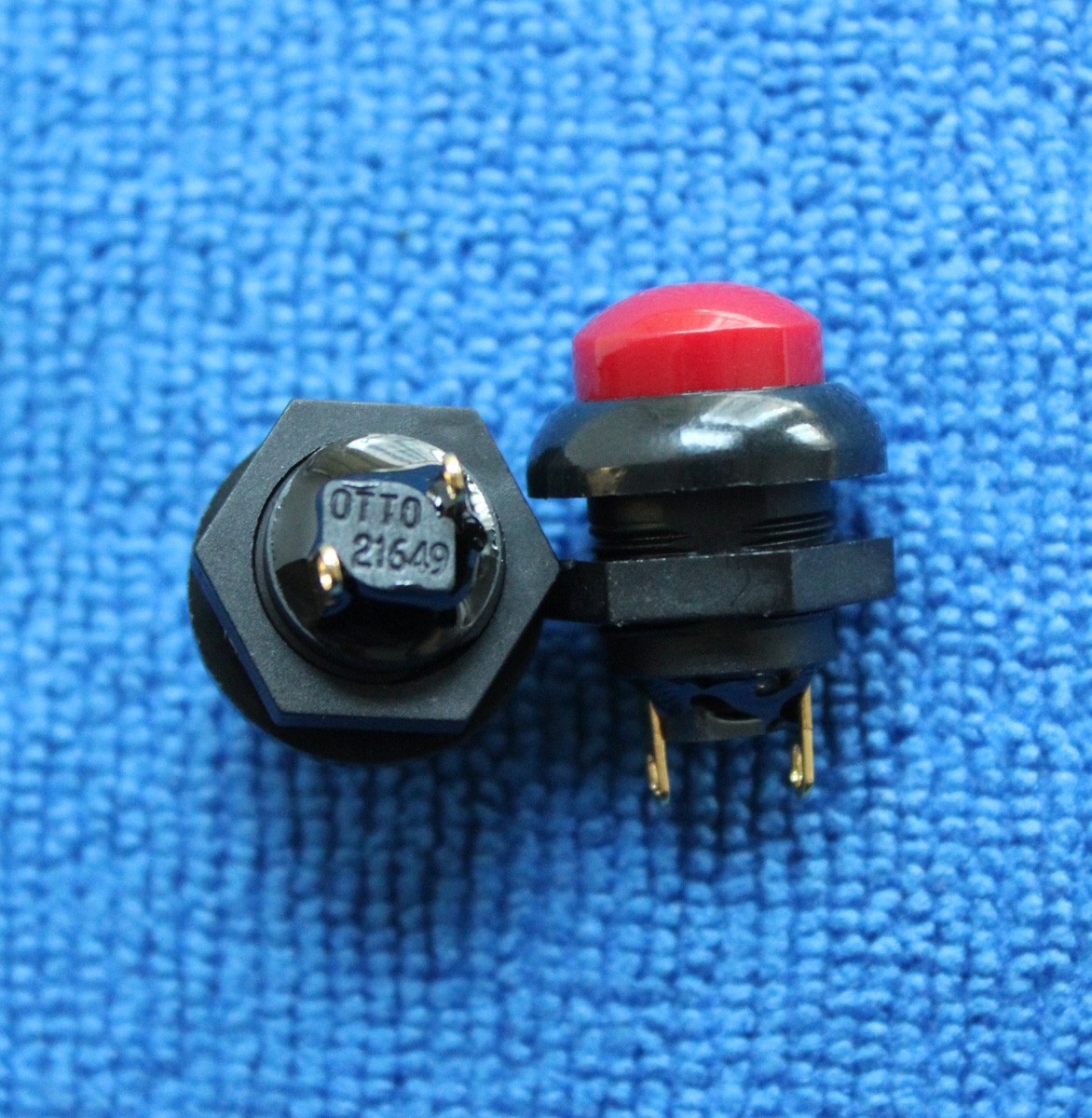 2pcs for OTTO 21649 2Pins 12MM Waterproof Reset Button Switch Red