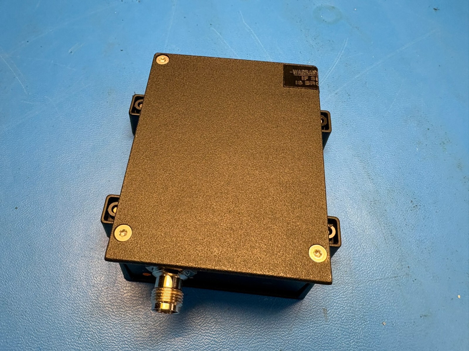 Radio Transmitter Unit 900Mhz with 26-Pin D-Sub DB26 Connection