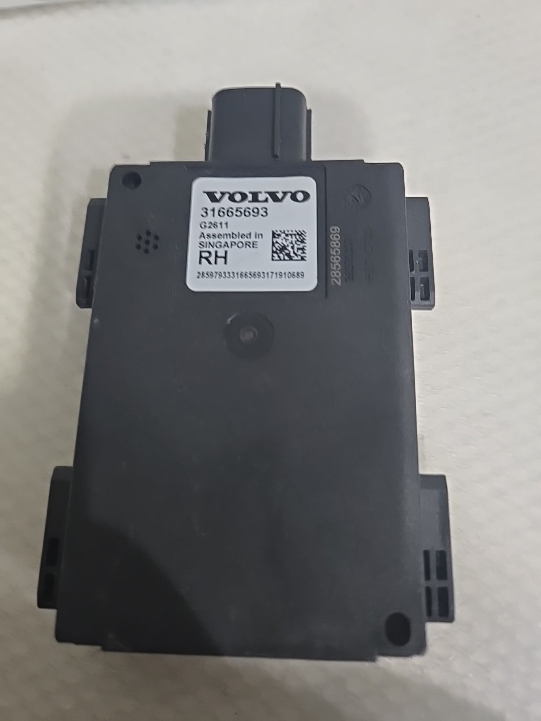 2016-2021 VOLVO X60,X90 XC60 BLIND SPOT DETECT SYSTEM CONTROL RH 31665693.#2249