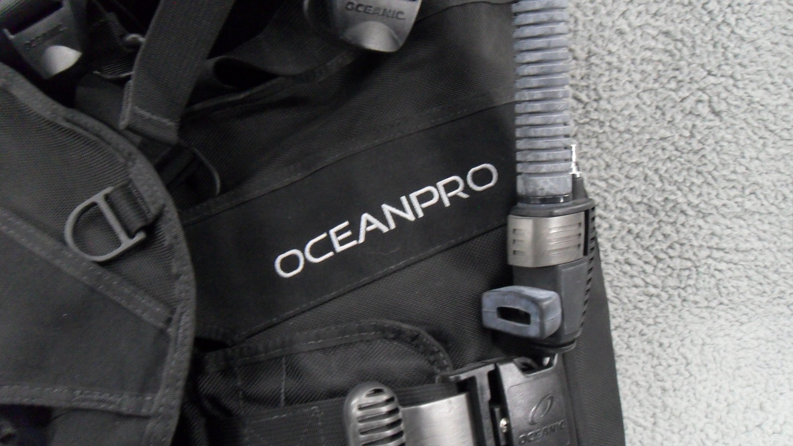 Oceanic Oceanpro BCD Weight integrated Diving Vest Size Large Not Tested