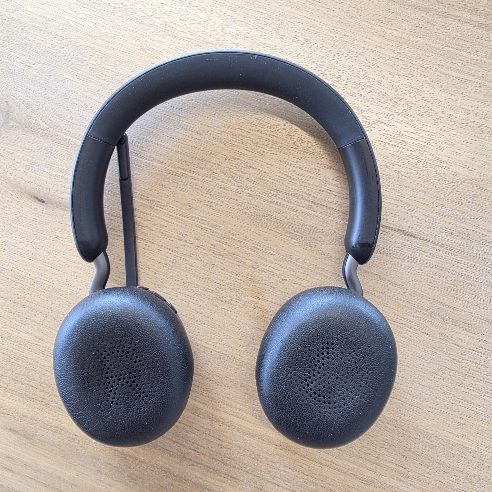 Jabra Evolve2 65 Stereo Wireless Stereo Headset with Charging Cable