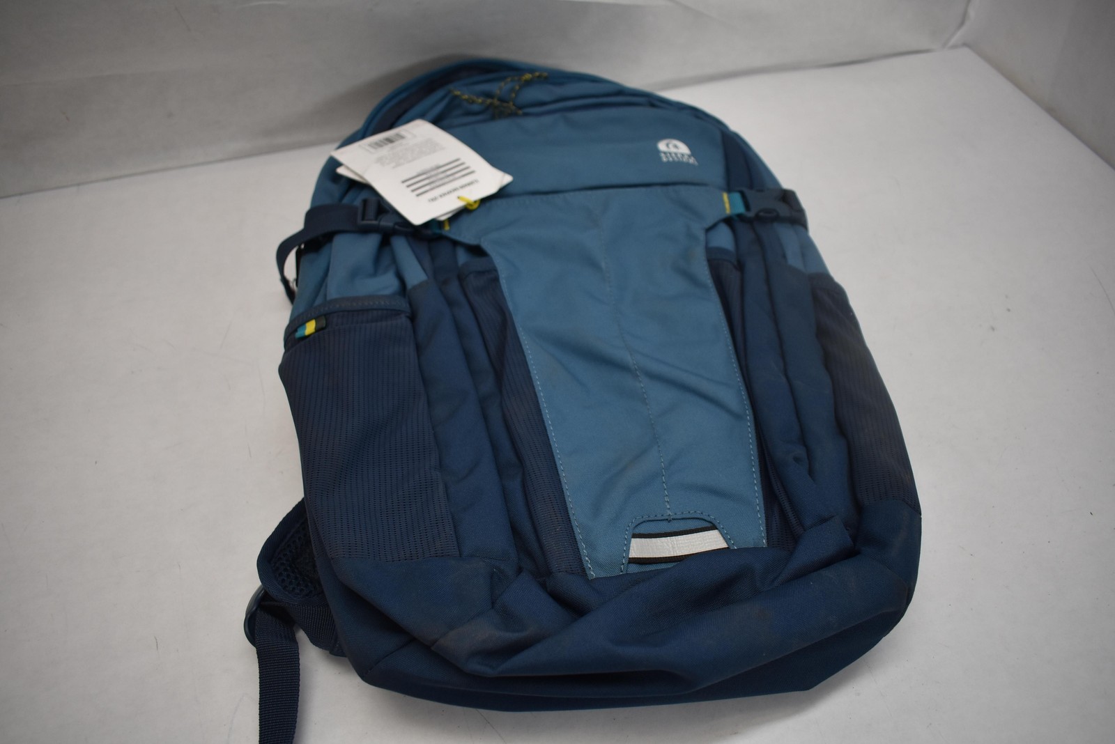 Sierra Designs Blue Hydration Compatible Backpack Daypack Reflective Accent New