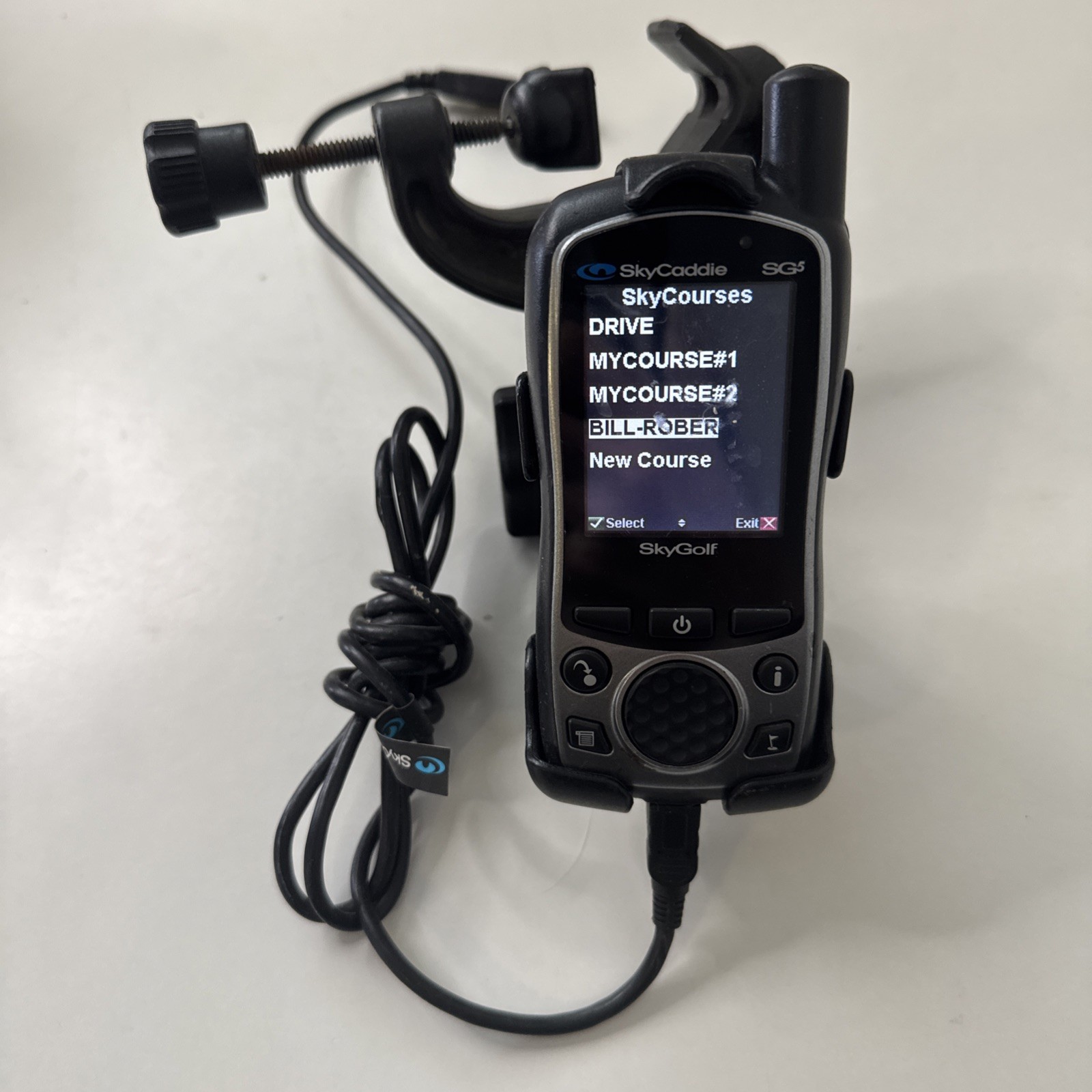 Sky Caddie SG5 Handheld Skygolf Golf Course Rangefinder GPS Cord Mount Used GUC