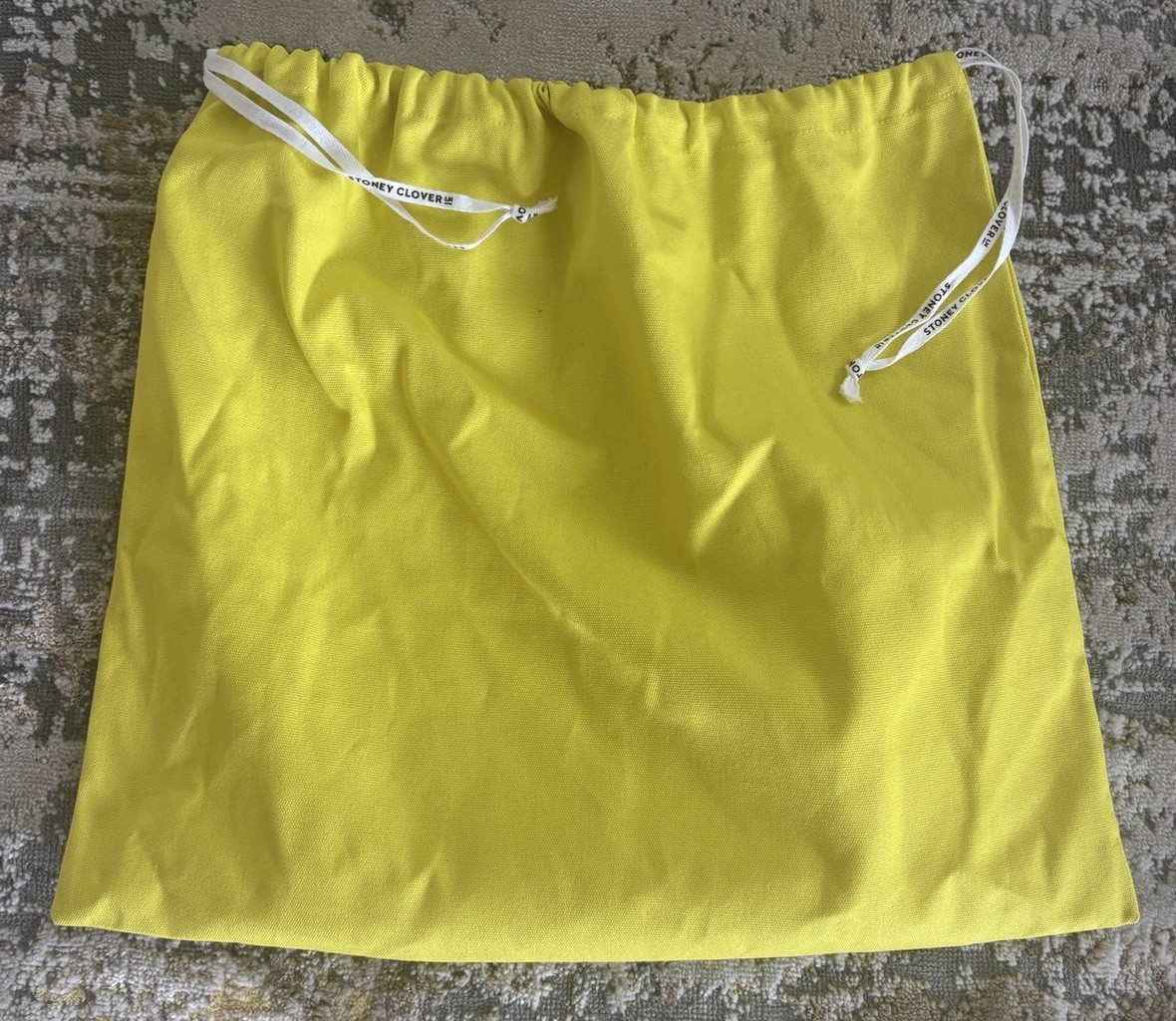 Stoney Clover Ln Dust Bag Yellow 19x16 Inch