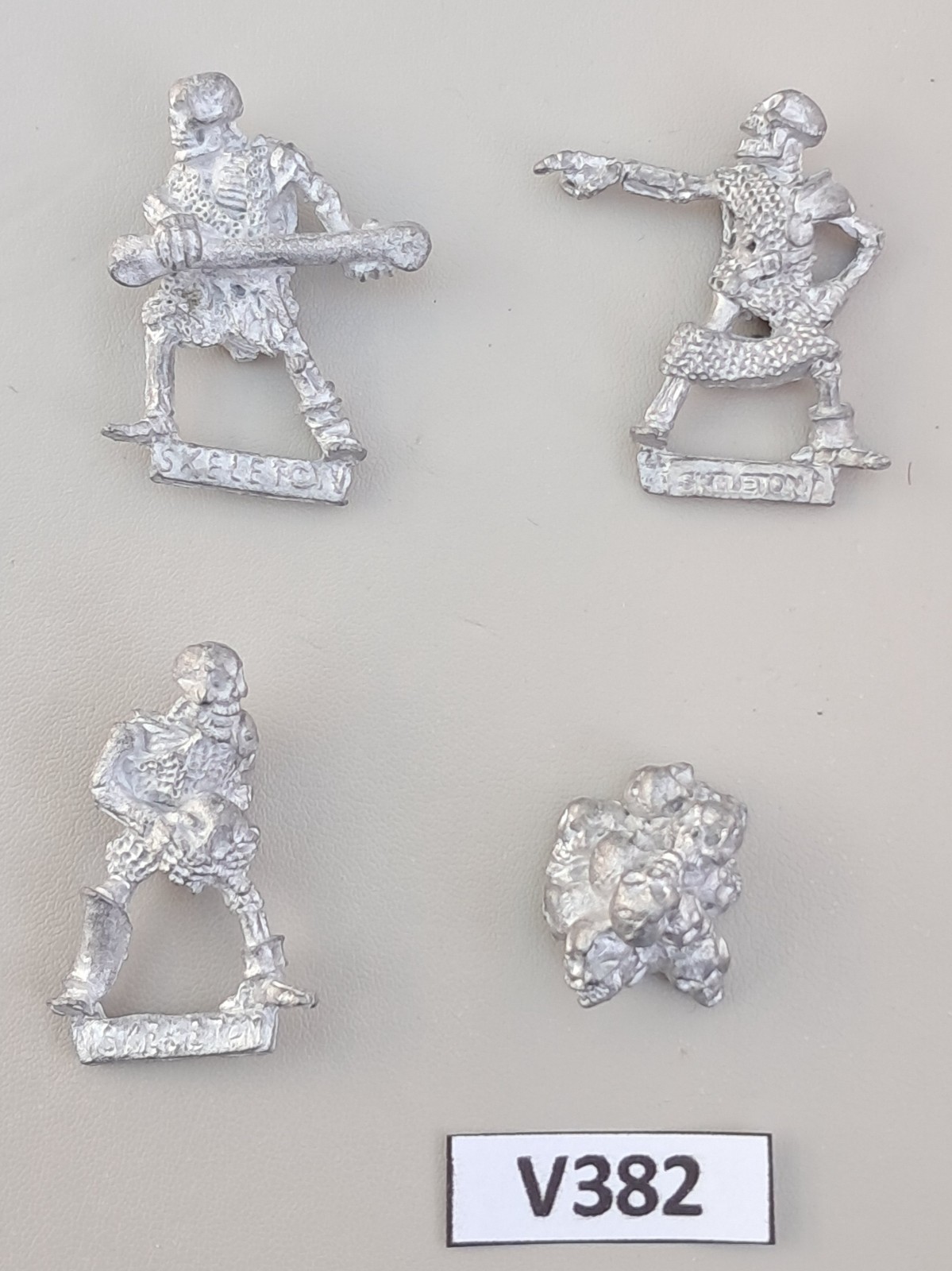 Vampire Counts Undead Skull Chucker Crew and Pile of Skulls GW - Metal (V382)