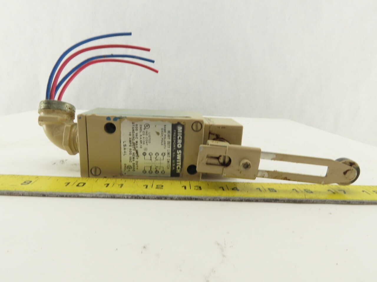 Honeywell LSA4L 600VAC 10A Cam Roller Rocker Micro Limit Switch