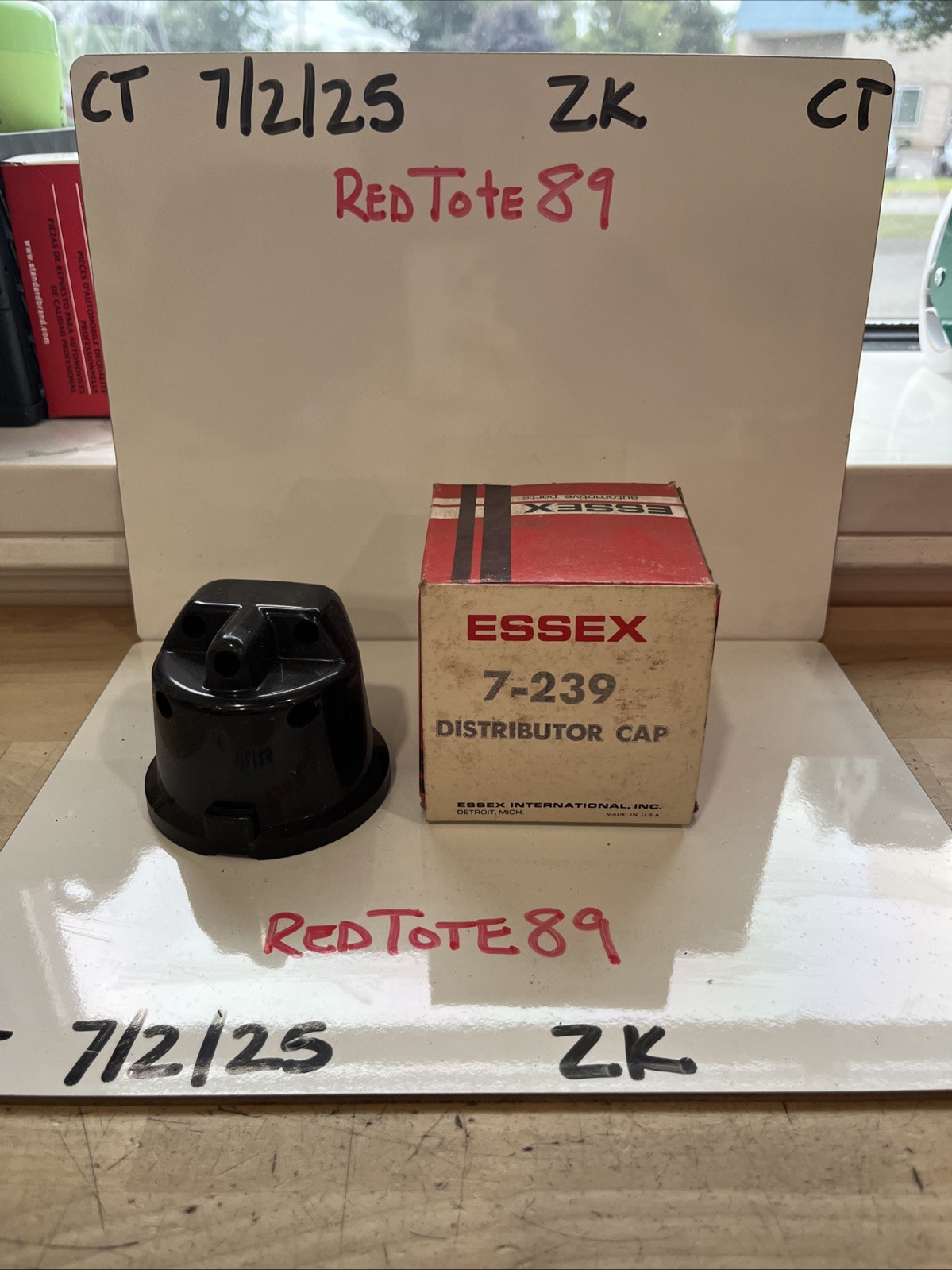 Essex Distributor Cap 7-239