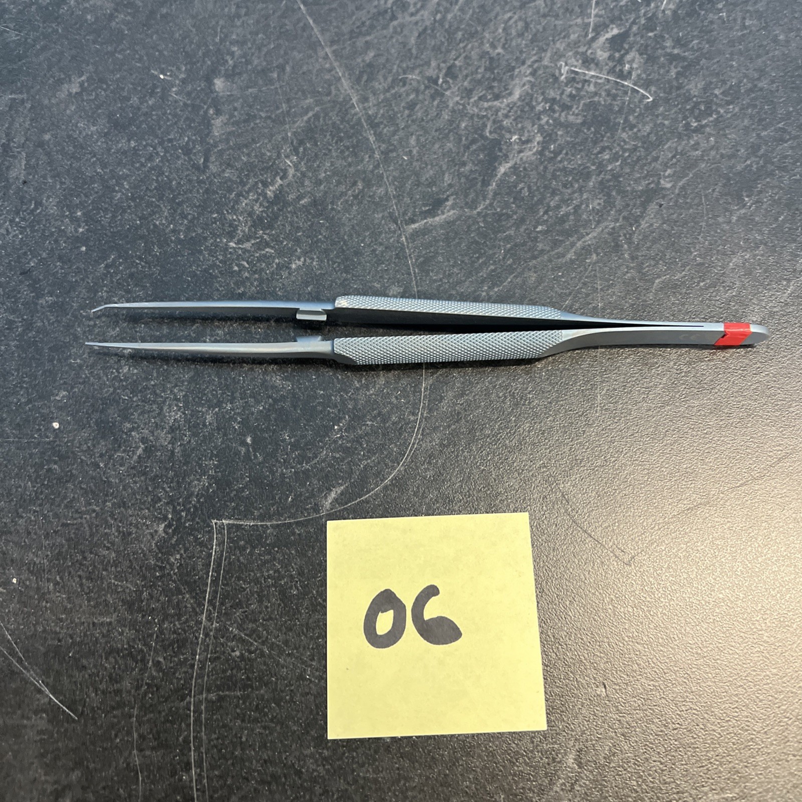 Codman Symmetry 80-1851 Jones IMA Striaght .003in Teeth Forceps 7" Great Piece