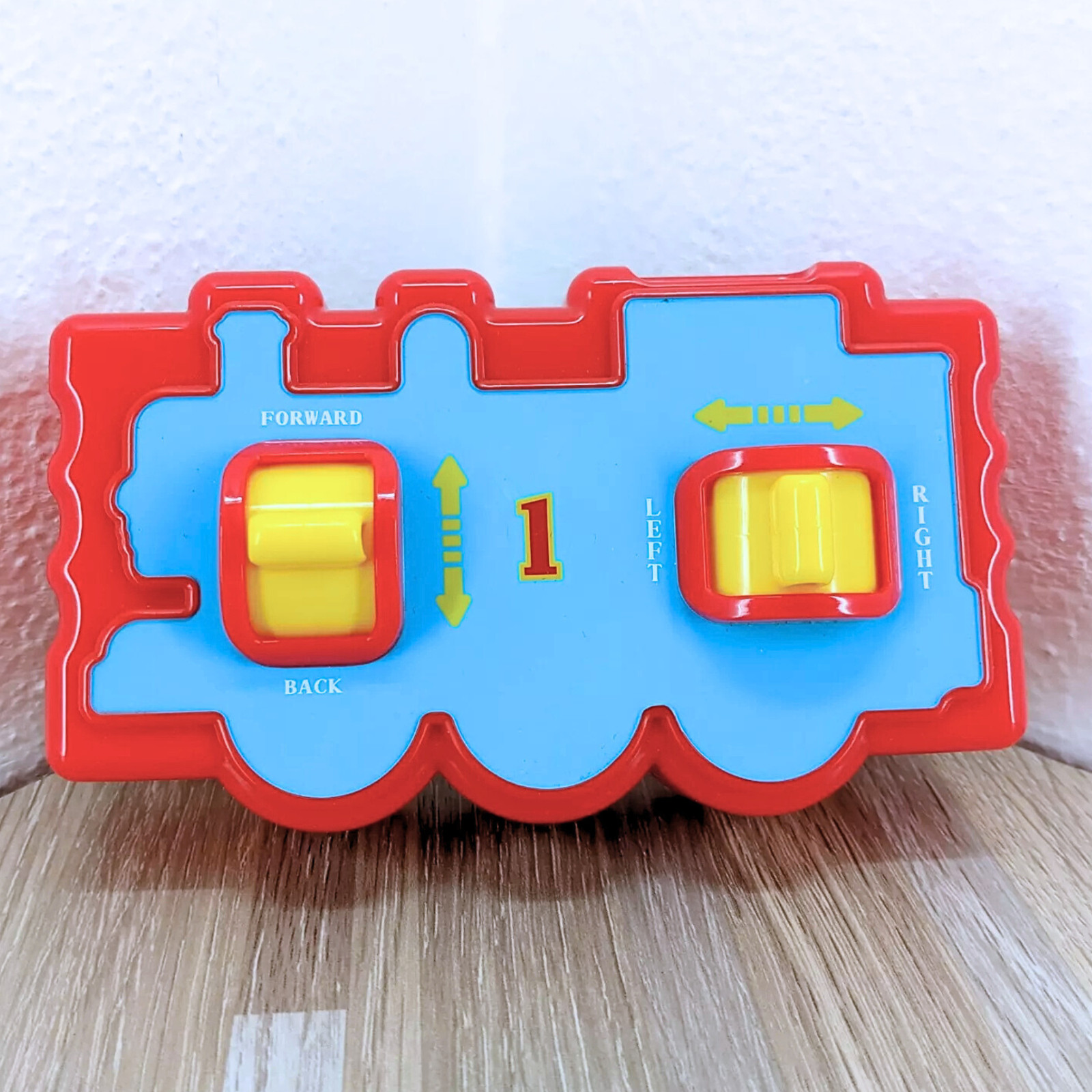 Thomas The Train Remote Control Works Battery Compartment is Clean 2003