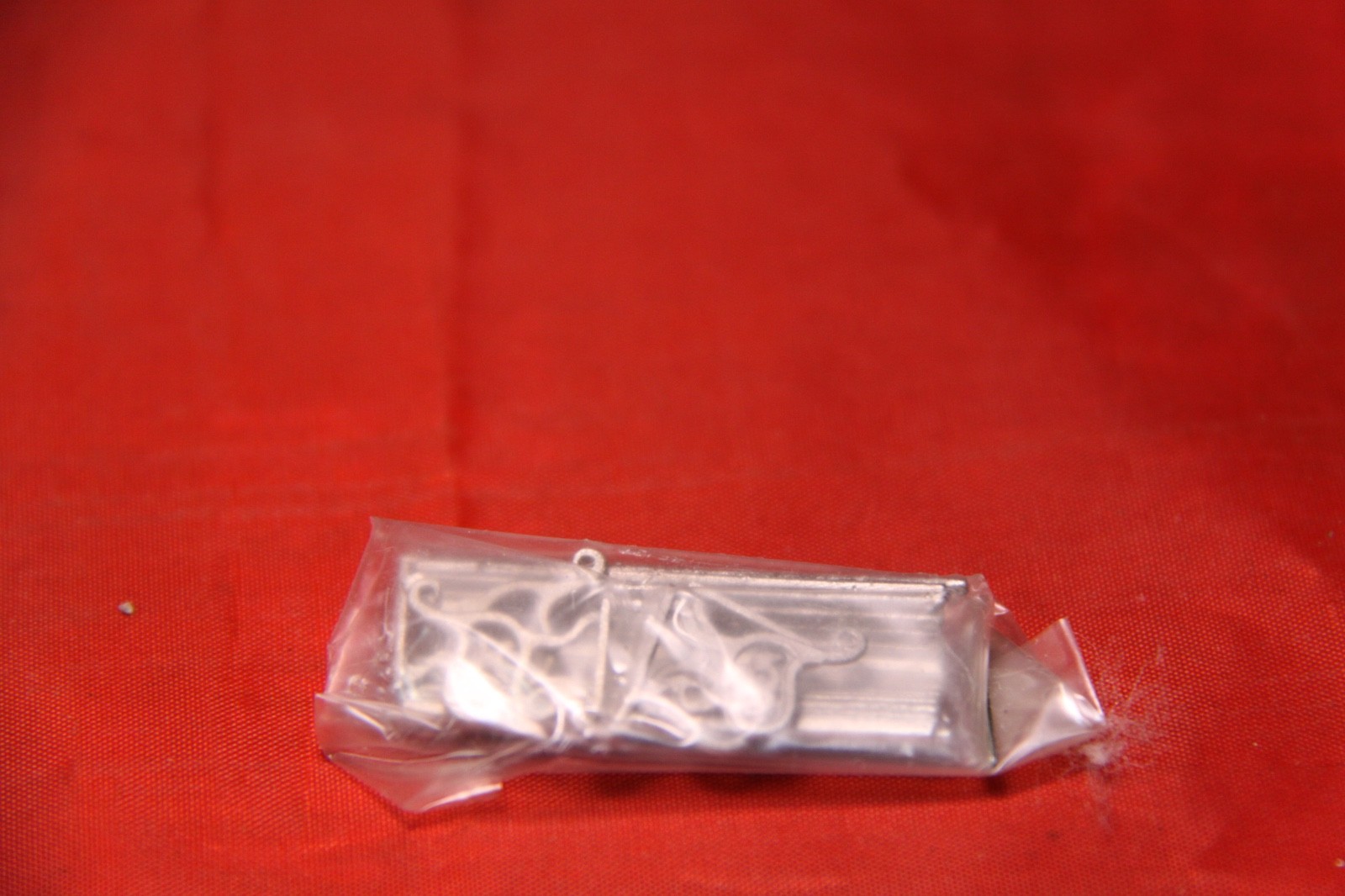 1378 - SS Ltd - 2 Park Bench Kit - Lots of 2 -[4 benches] [320]