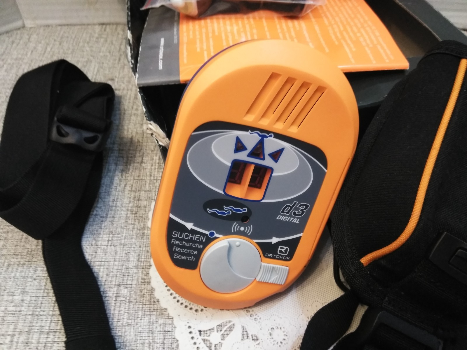 Ortovox d3 Digital Avalanche Transceiver With Chest Strap, case, box manual