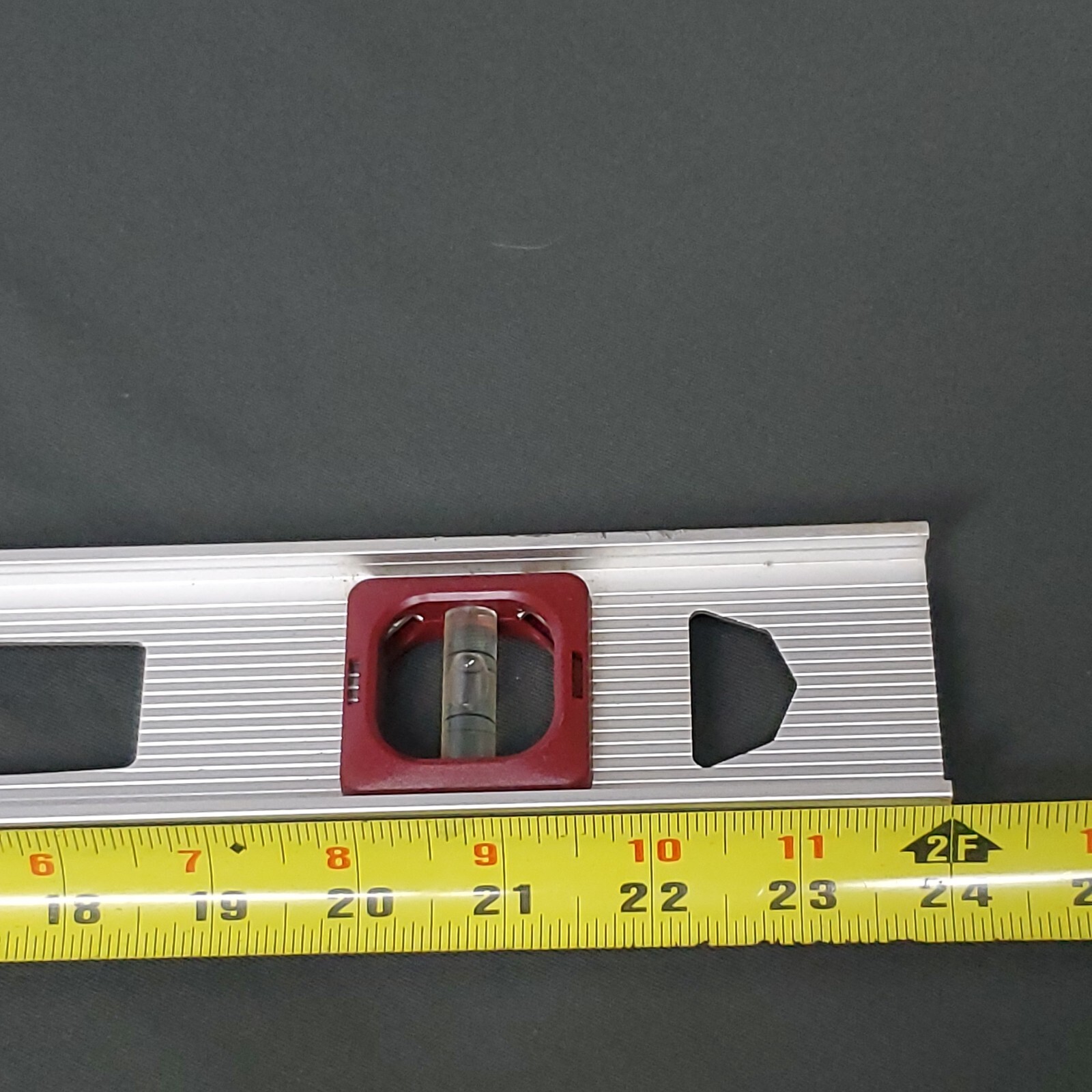 Johnson Level & Tool 24" Aluminum I-Beam Level 3 Bubbles/Vials, 3 Orientations