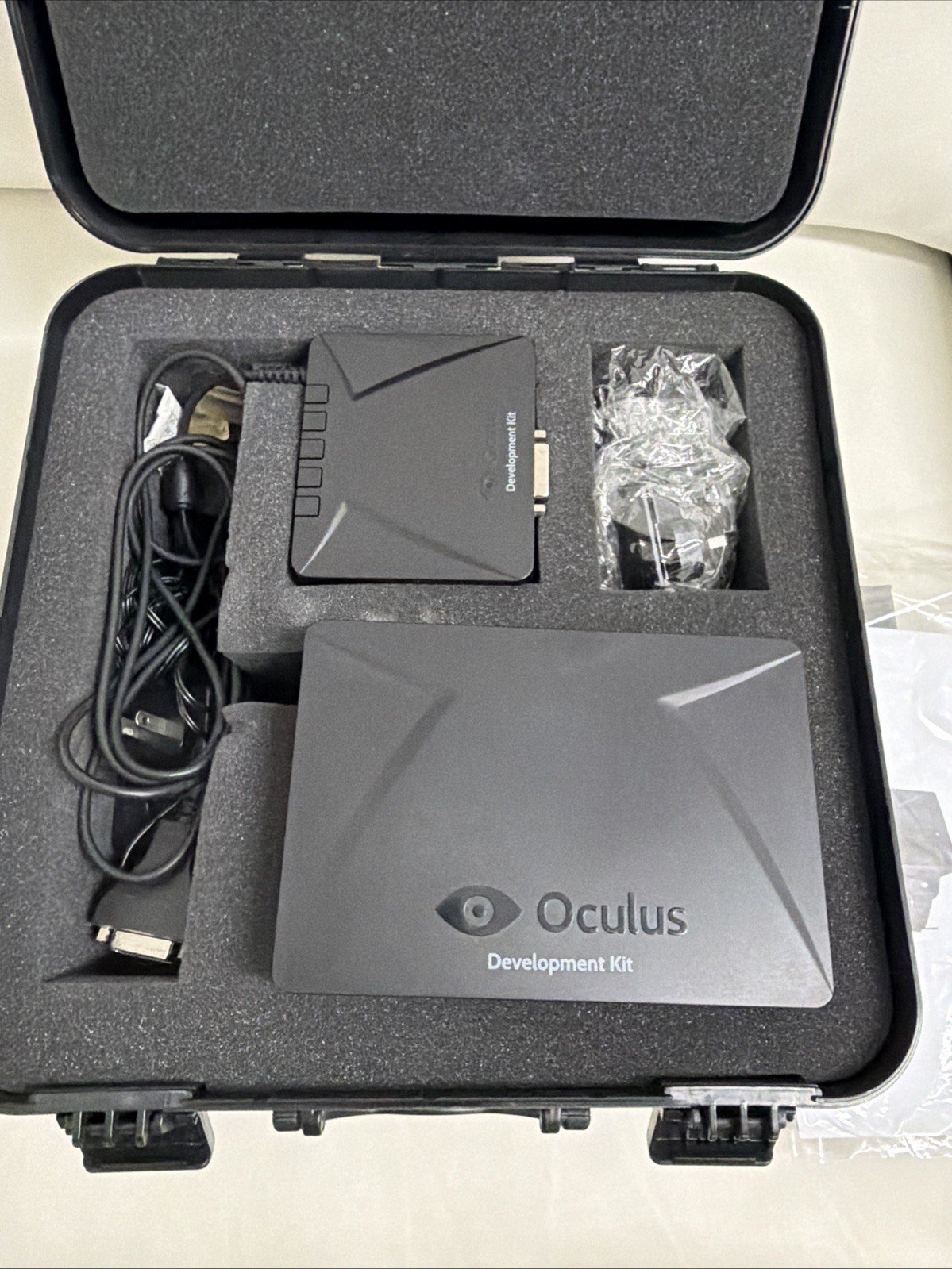 2013 Oculus Rift VR Development Kit #1 1 Virtual Reality Headset DK1 w/ Case