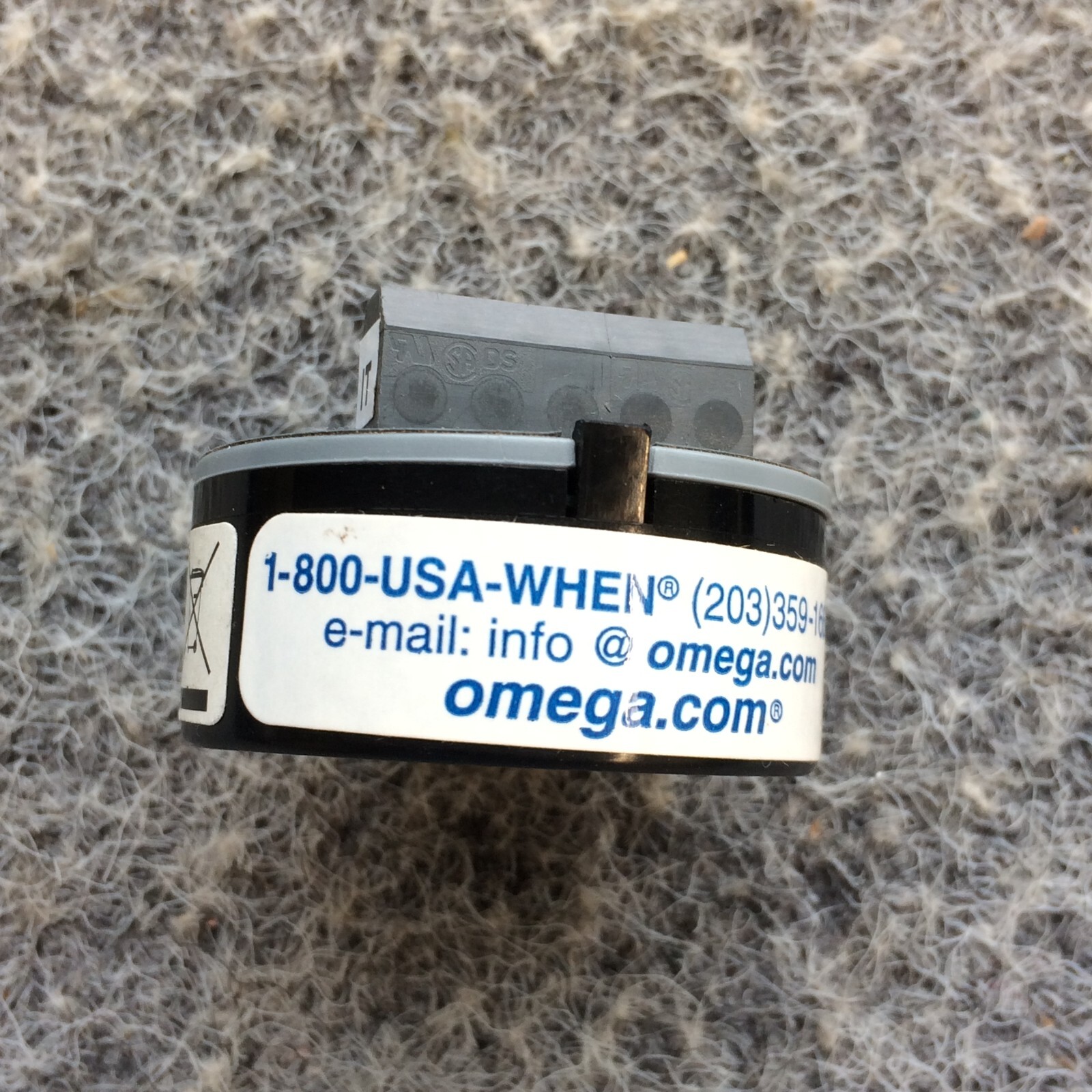 OMEGA MINIATURE LOW- COST TEMP. TRANSMITTER TX91A-J2