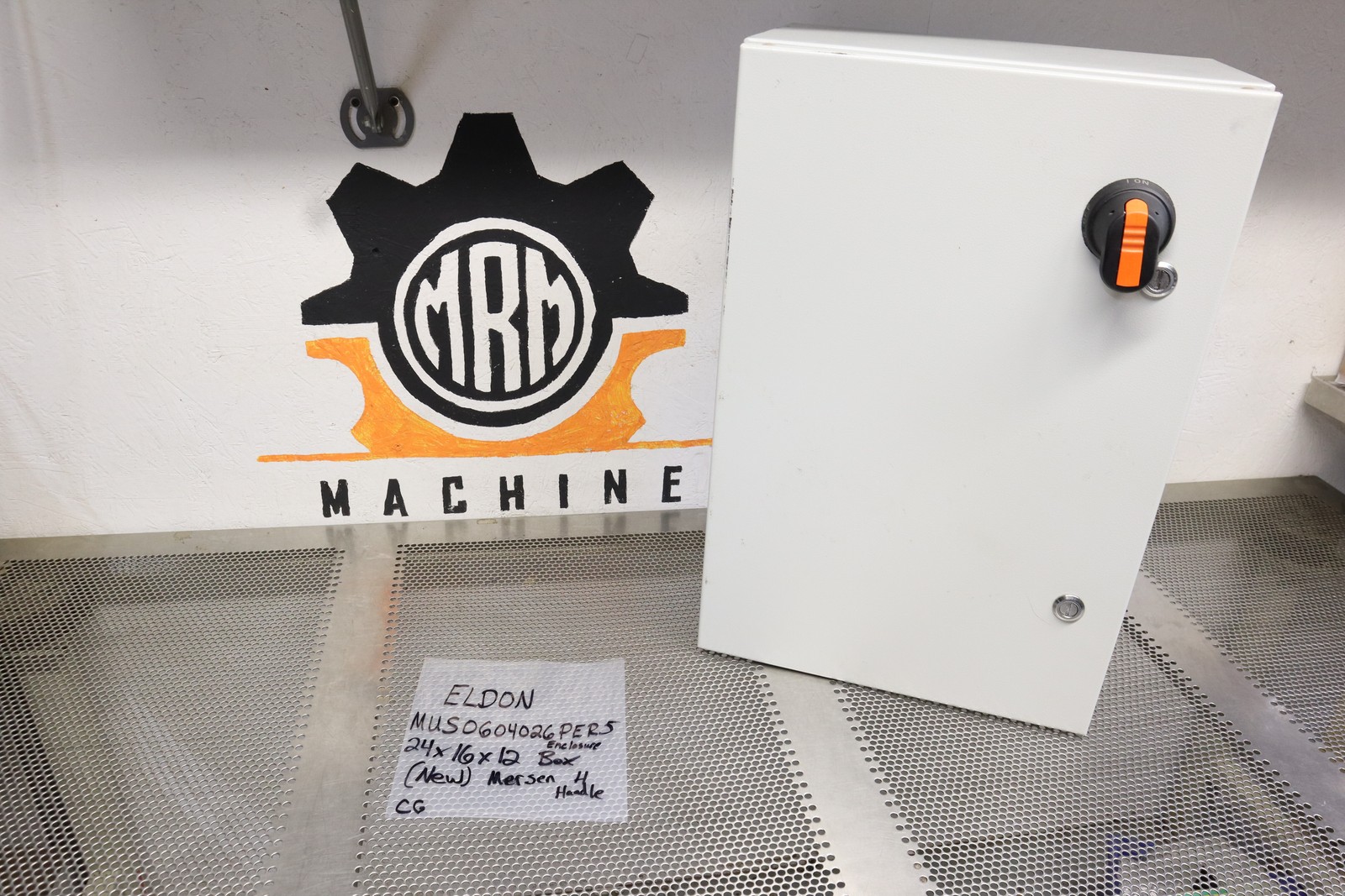 ELDON MUS0604026PER5 Enclosure W/ MERSEN Handle H Type 1, 3R, 12 New See Pics