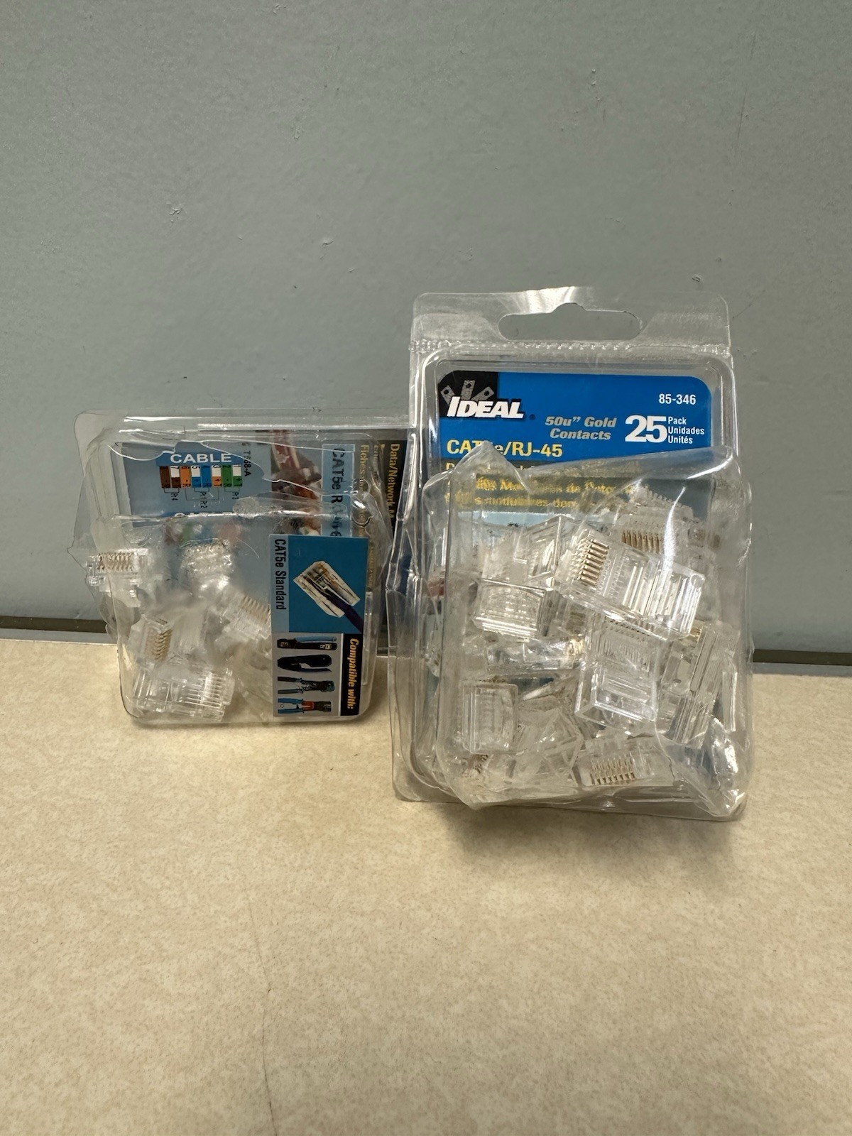 (25-Pk) Ideal Cat5e RJ-45 8P8C Modular Plugs 85-346