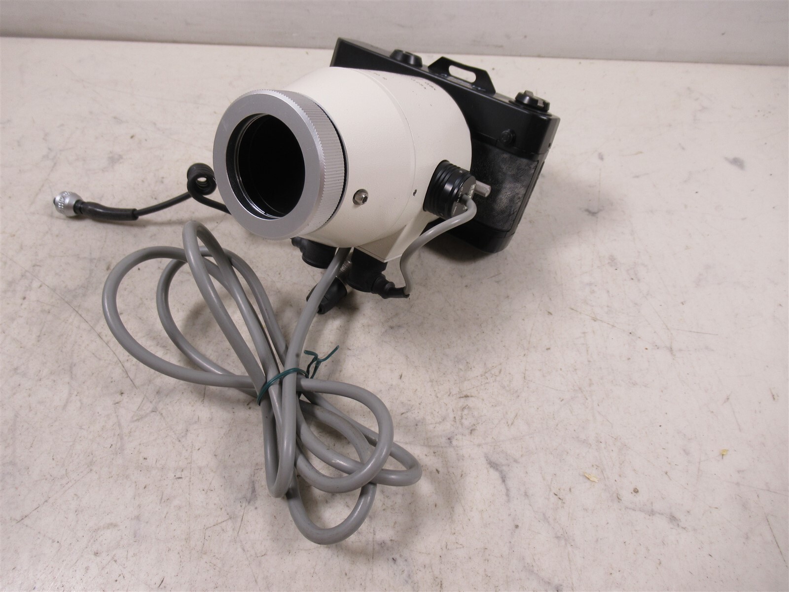 Zeiss 47 60 13 9901 Microscope Mount Shutter Camera Adapter with M35W Camera