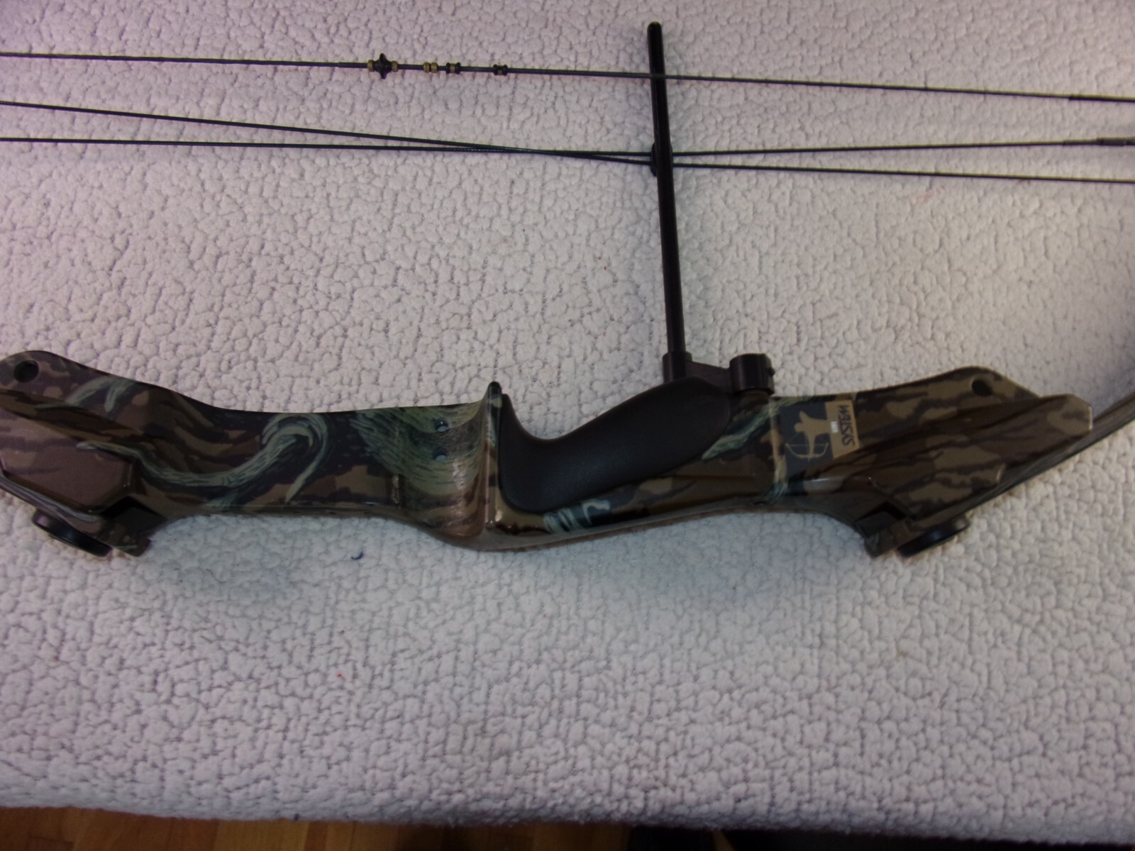 Golden Eagle Hawk System Compound Bow