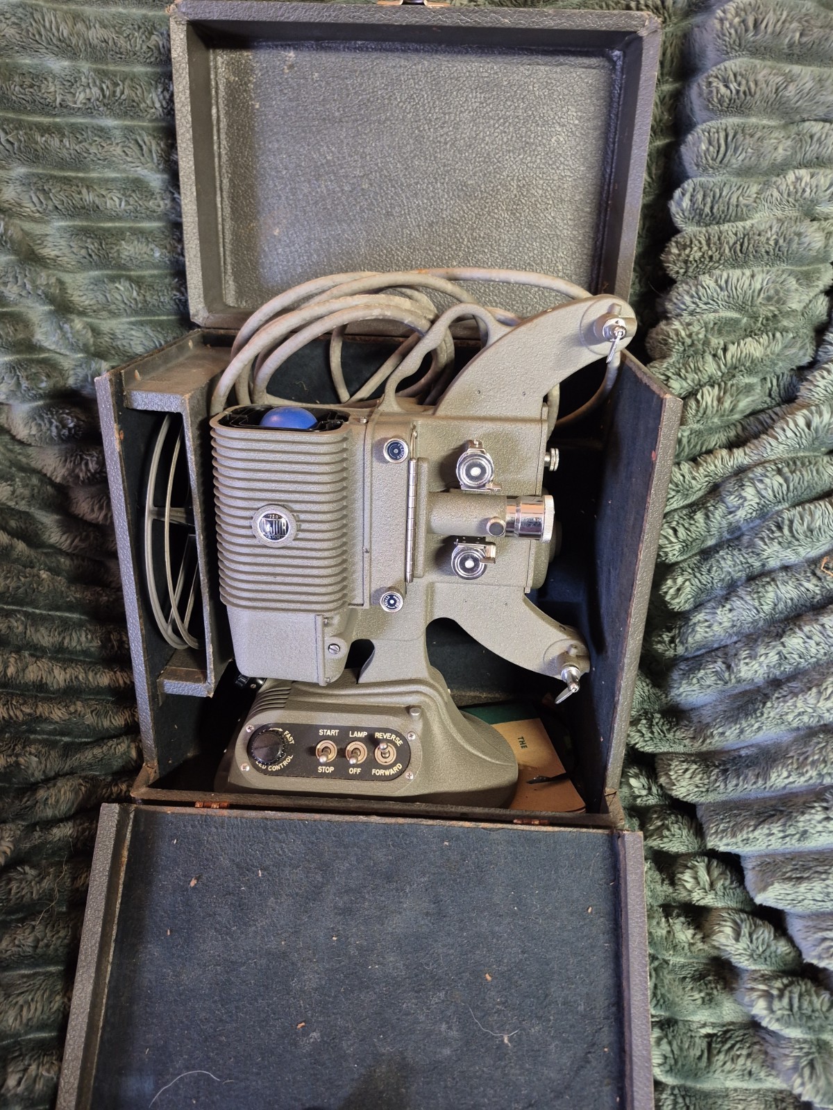 1950s DeJUR 8mm Home Movie Projector Model #750 w/Original Case & Manual  Tested