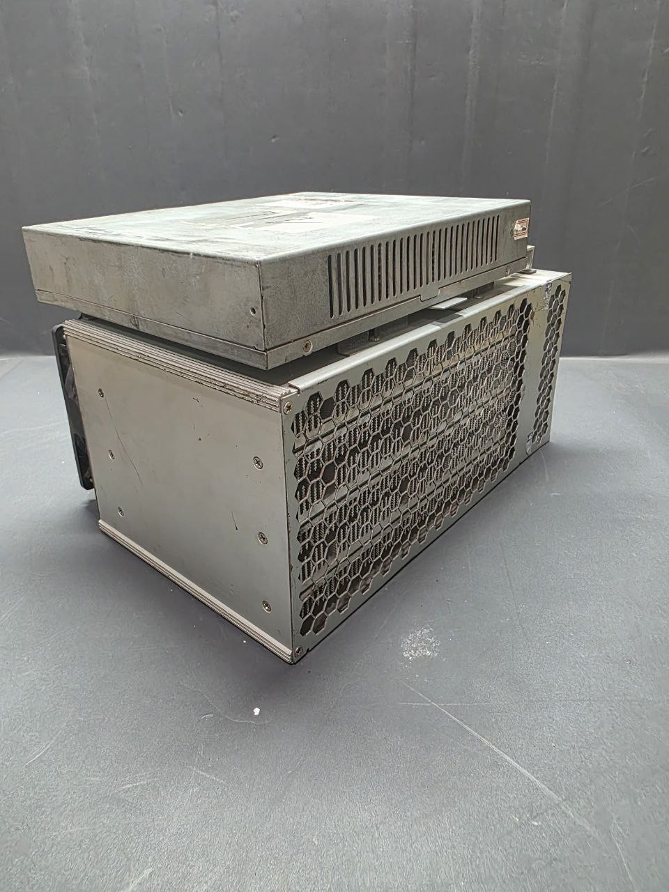 EBANG Ebit E12 Bitcoin Miner ASIC w/ Gospower 3100W PSU AS-IS