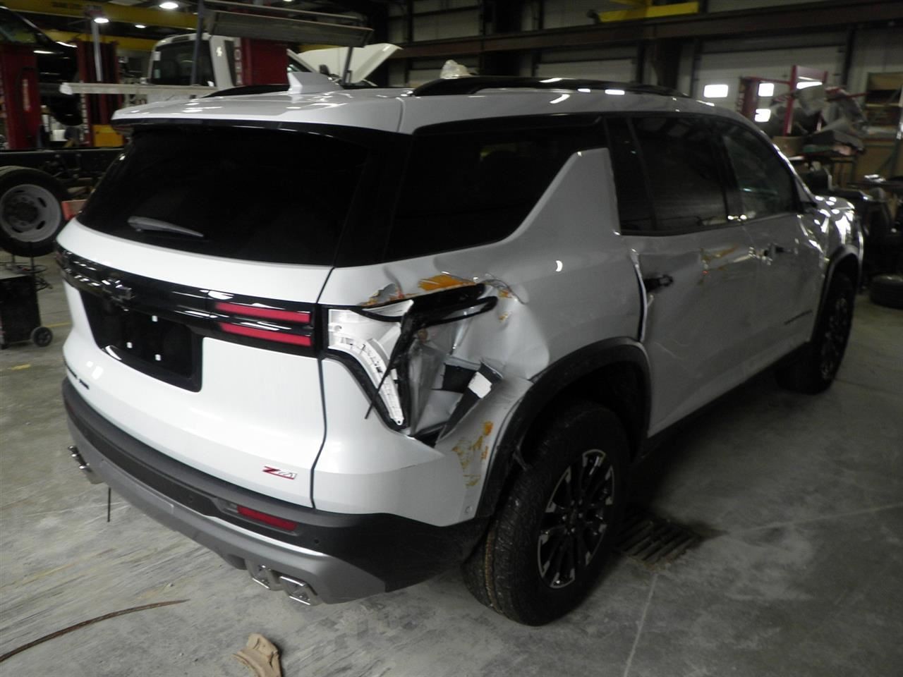 2026 Traverse Z71 Upper Air Shutter