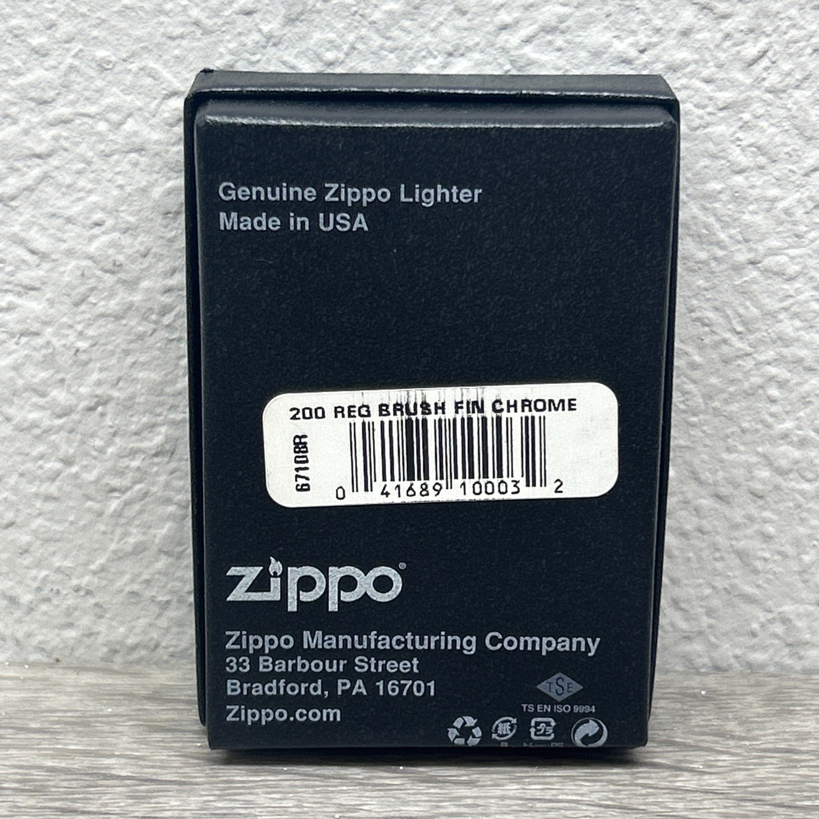 AUTHENTIC Brand New ZIPPO WINDPROOF LIGHTER Regular Brushed Chrome 2015