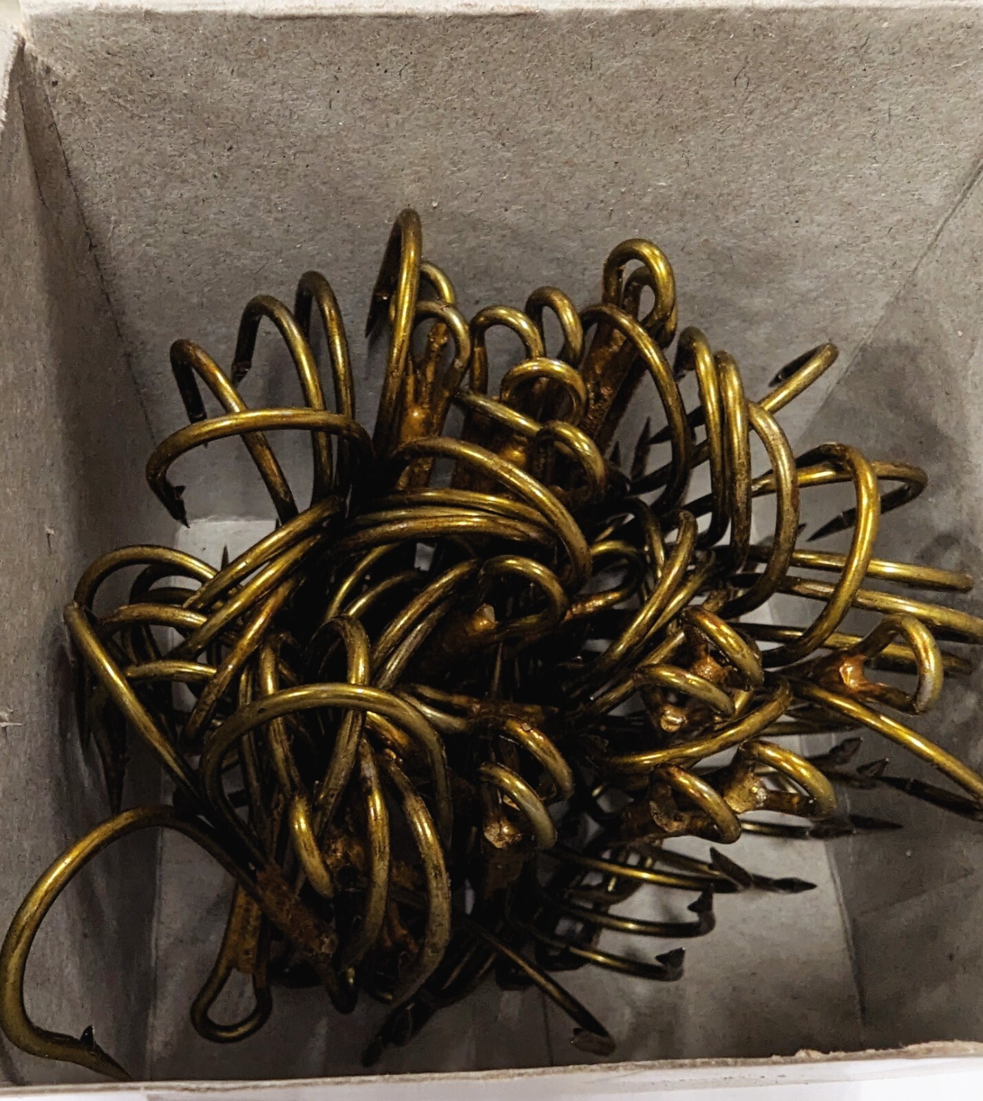 Eagle Claw Treble Hooks 10/0 box of 36, Bronze Snagging, Gators, Trolling, etc;