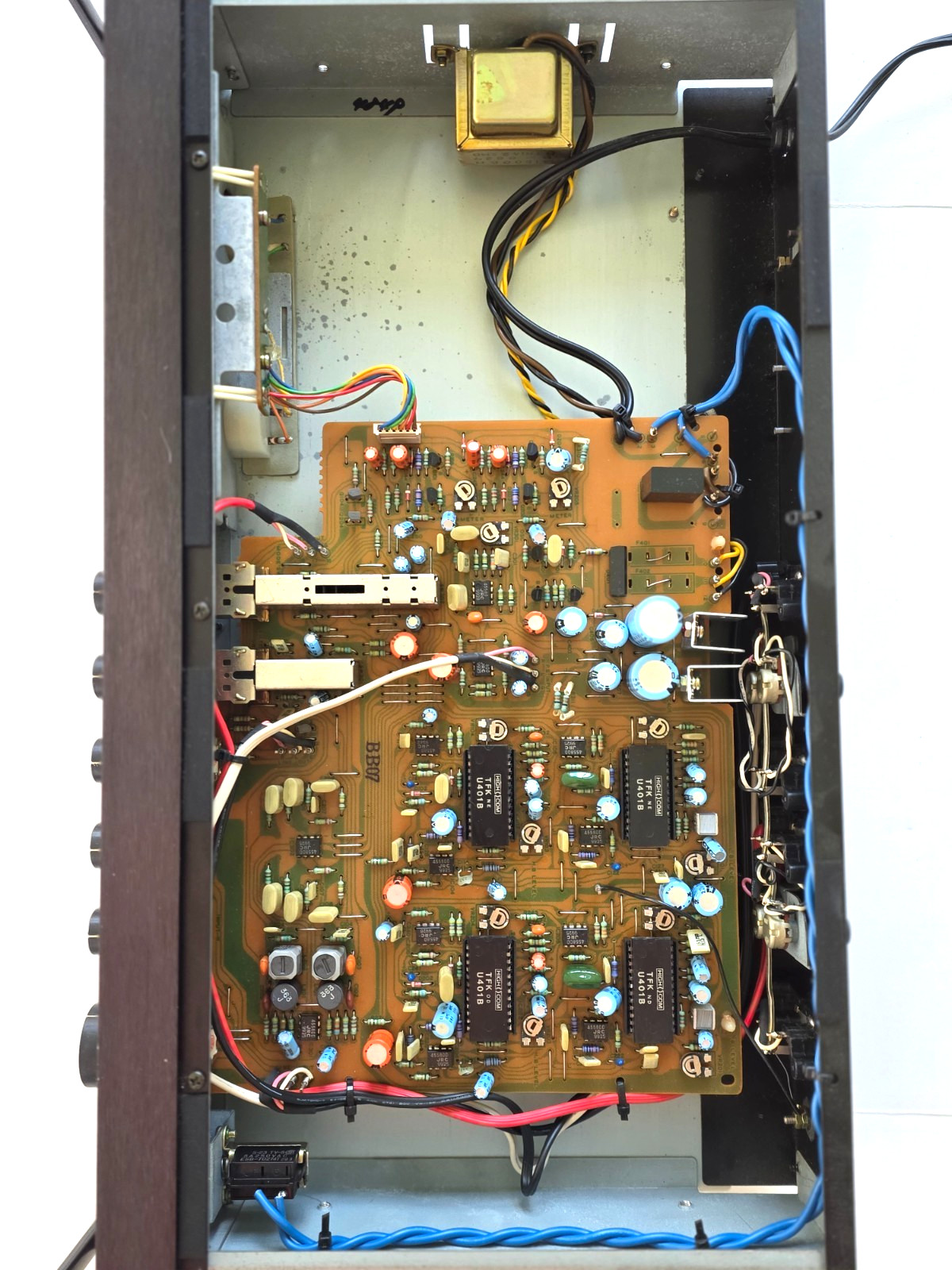 Nakamichi High-Com II Noise Reduction System